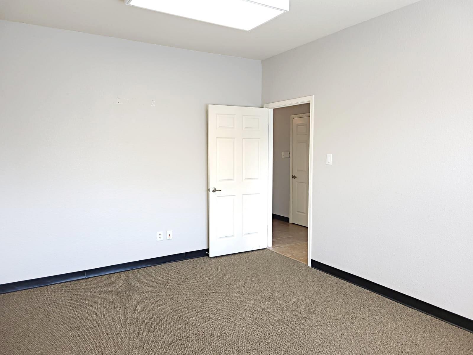 930 S Bell Blvd 202 Property Photo 5
