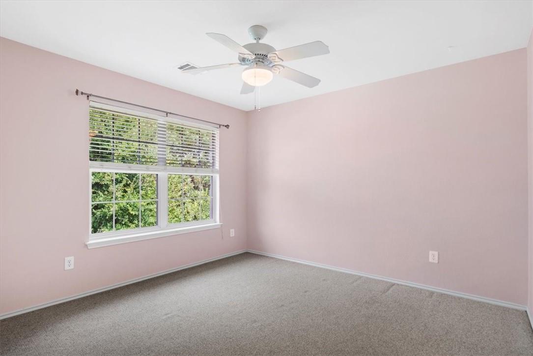 2225 Speidel Dr Property Photo 28