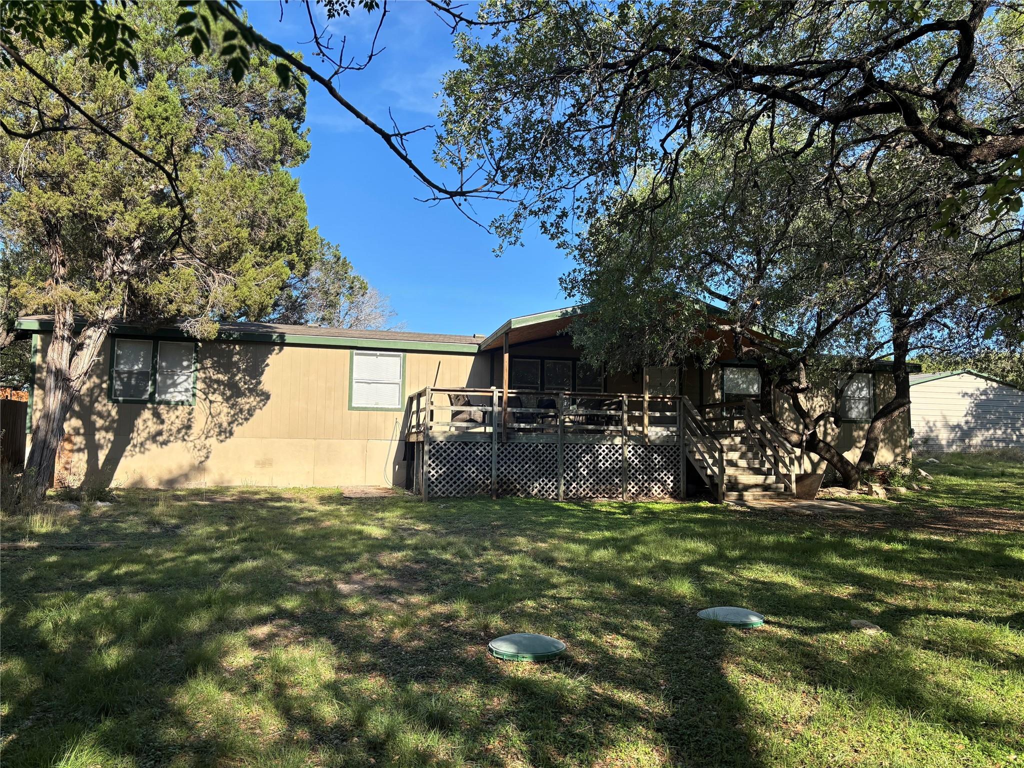 1109 Hurst Creek Rd Property Photo 2