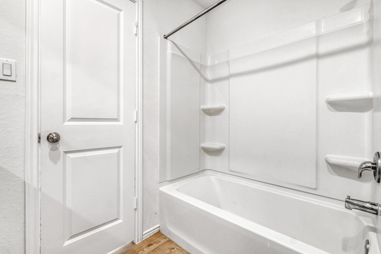 7102 Satellite Way Property Photo 16