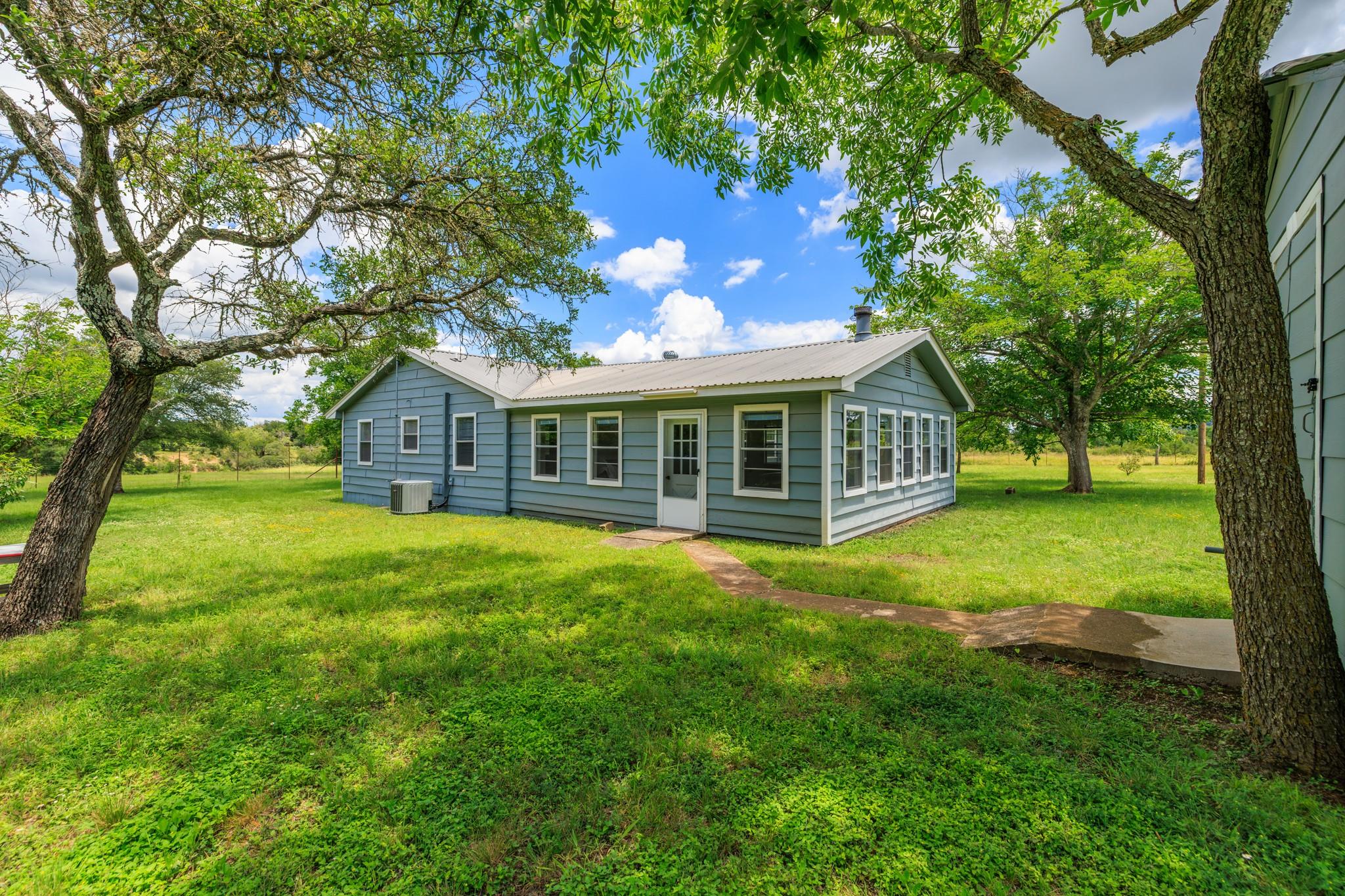 341 River View Rd Property Photo 24