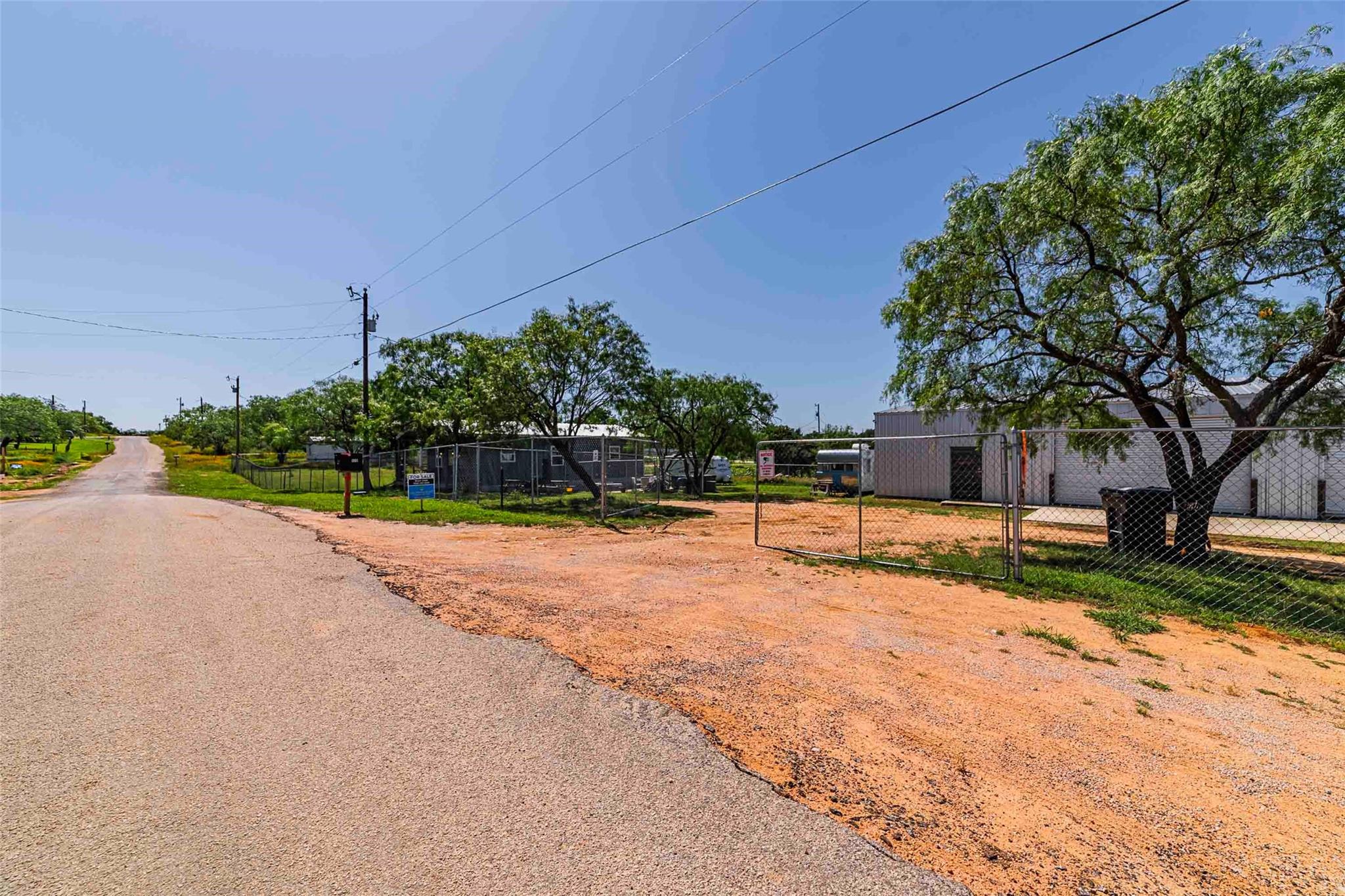 570 Poncho St Property Photo 26