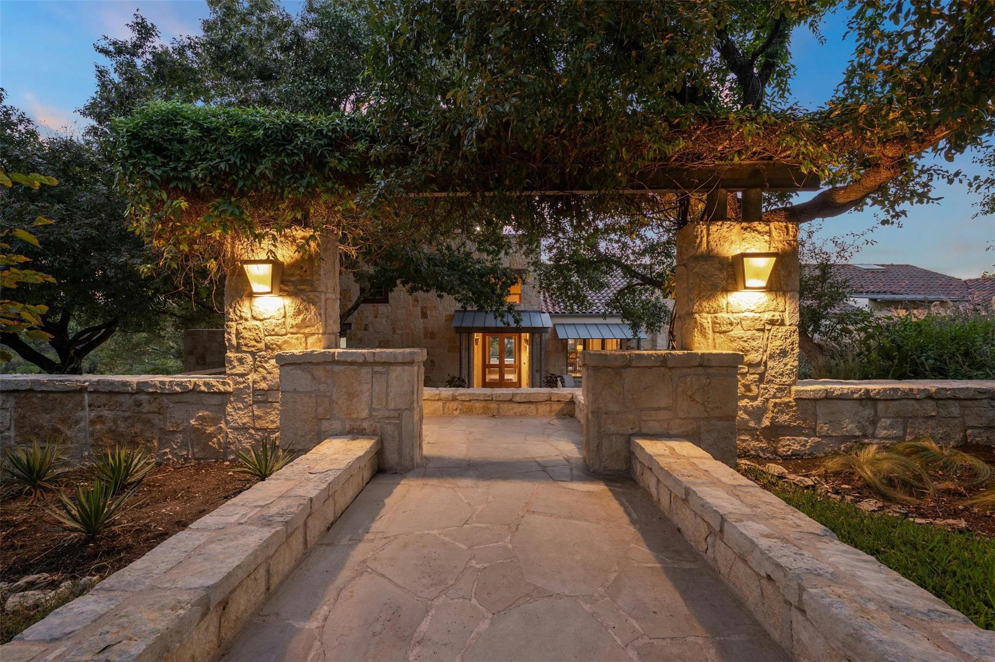 1710 Barton Creek Blvd Property Photo