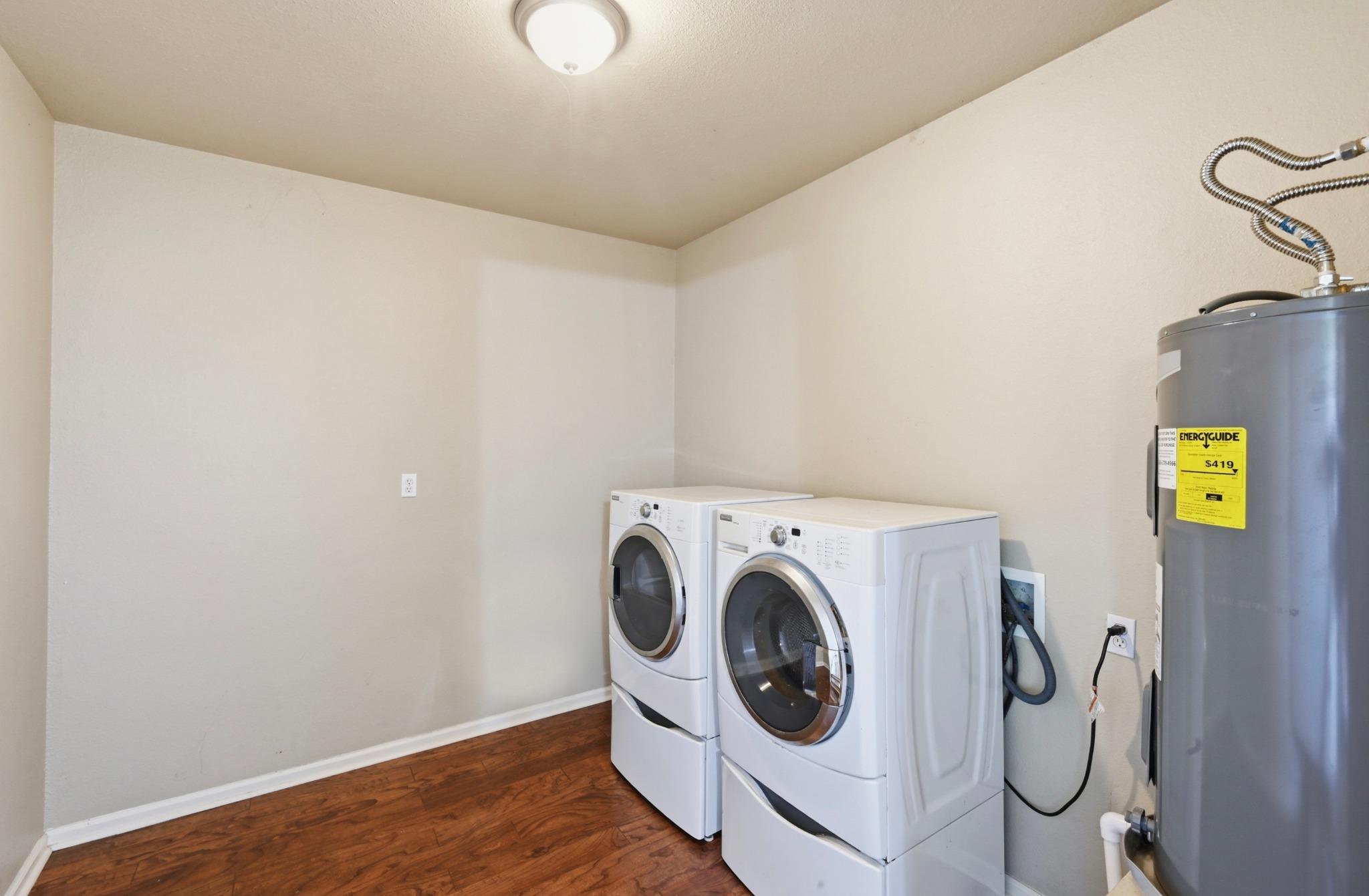 1127 Parr St Property Photo 14