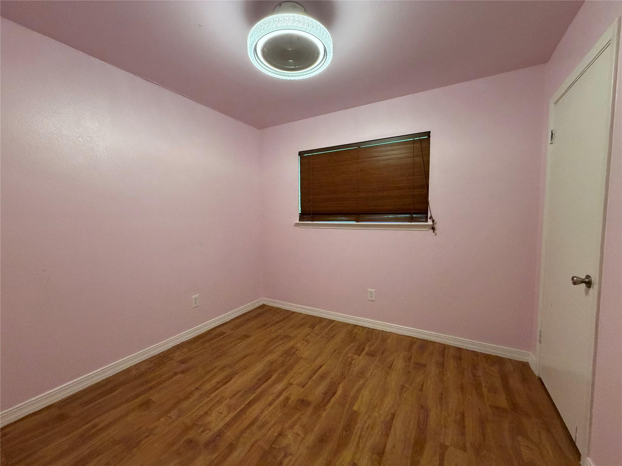 1200 Warrington Dr Property Photo 7