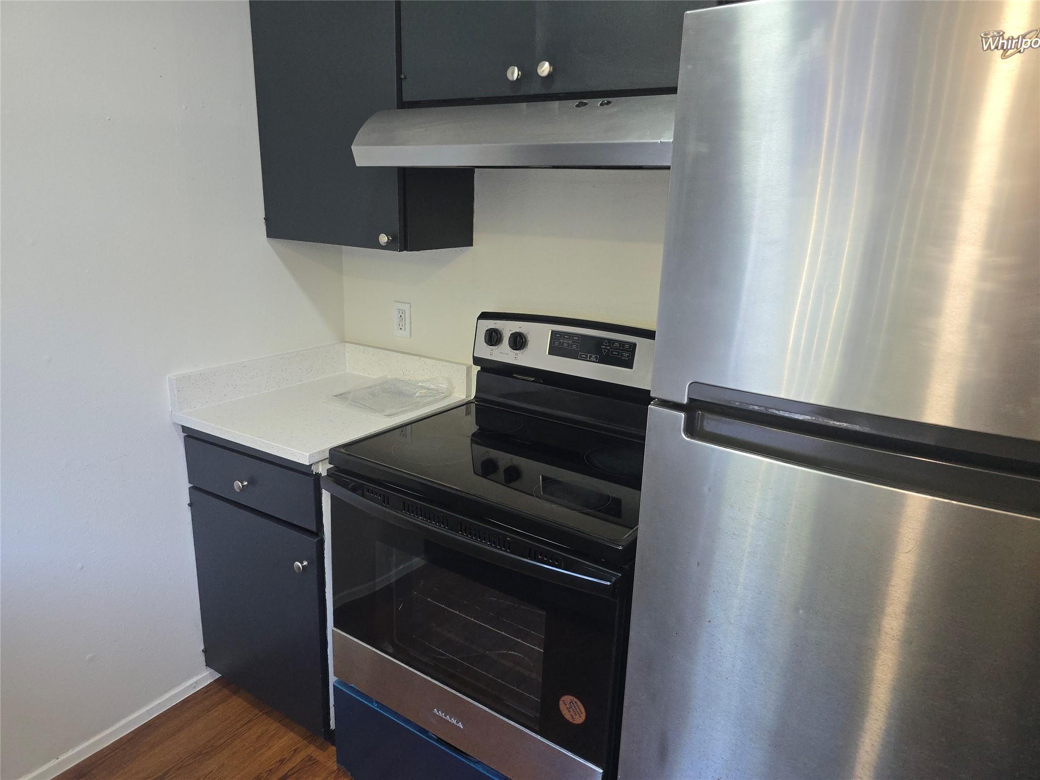 7108 Creekside Dr #b Property Photo 7