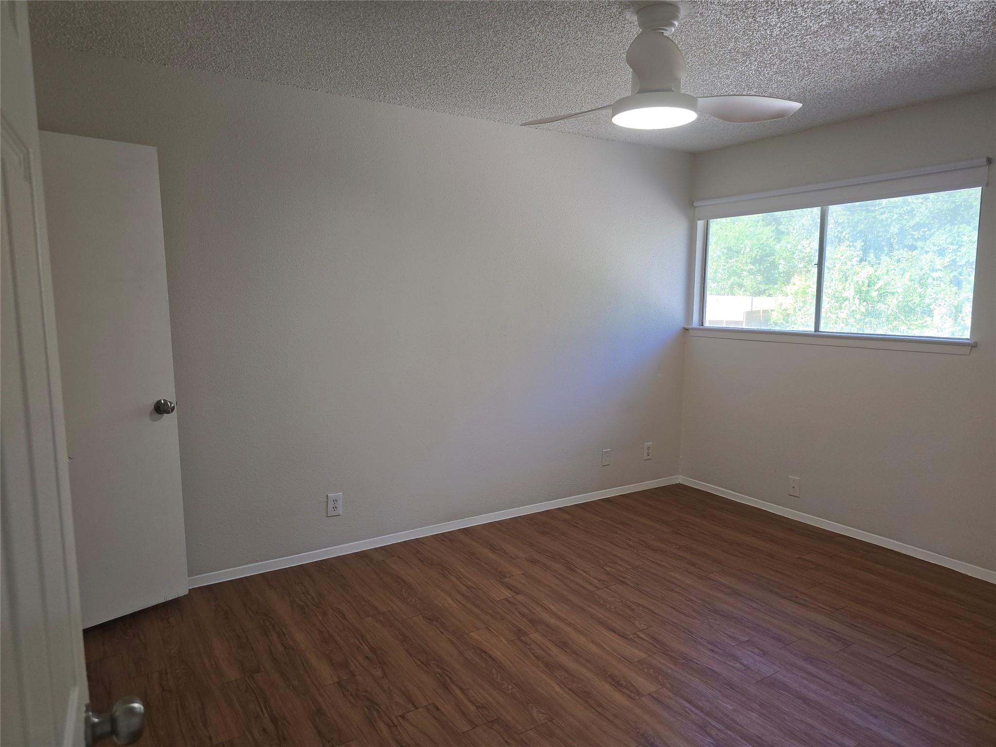 7108 Creekside Dr #b Property Photo 14