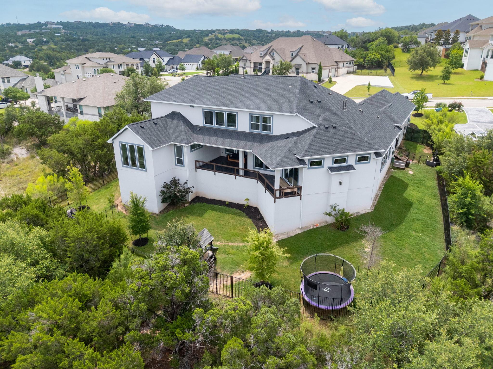 104 Lodestone Cv Property Photo 37