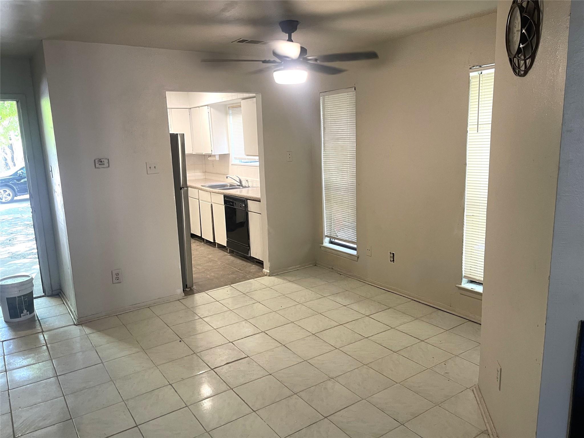 1902 West Loop Loop #a-1 Property Photo 16