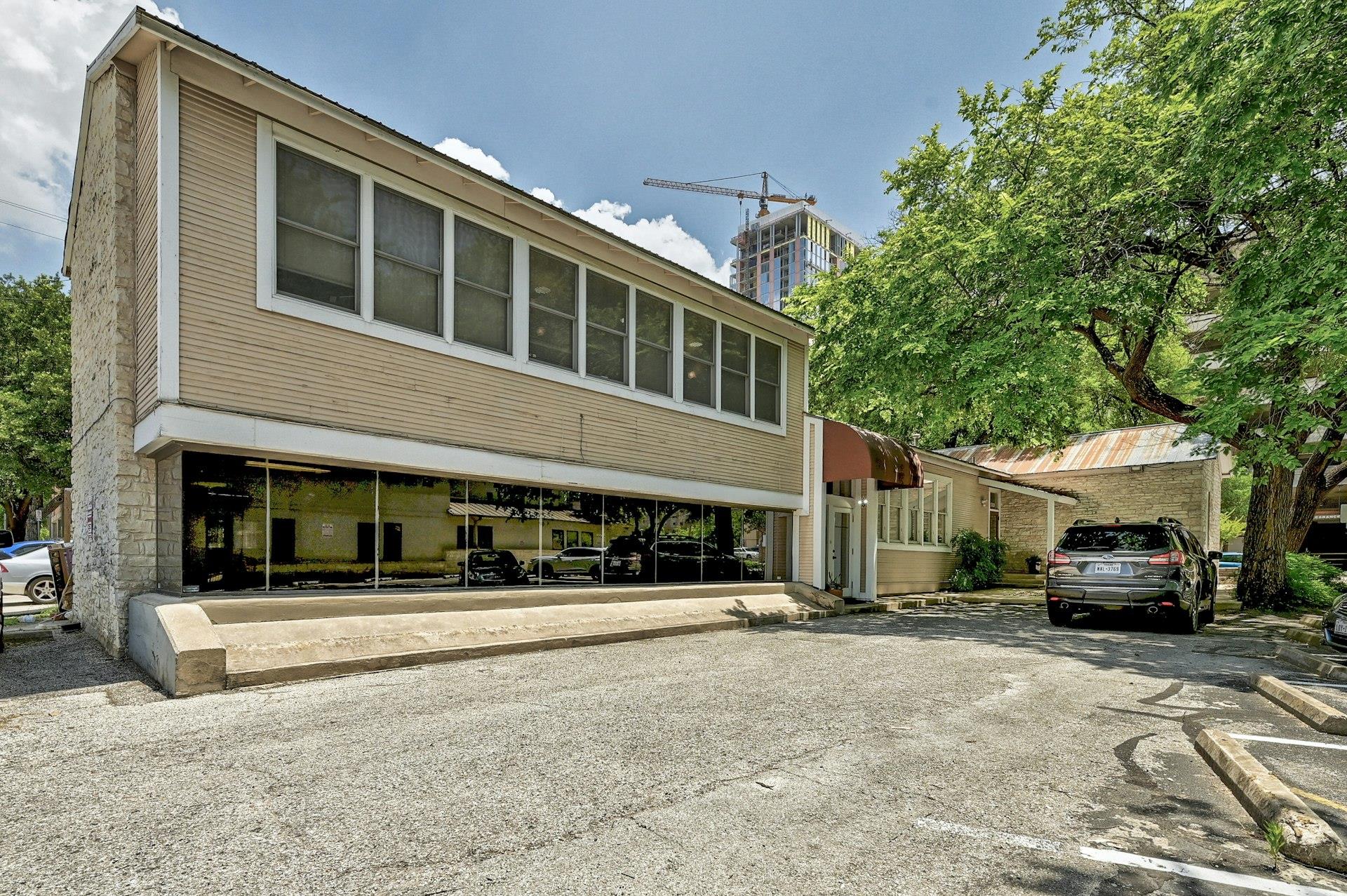 1508 San Antonio St Property Photo 15