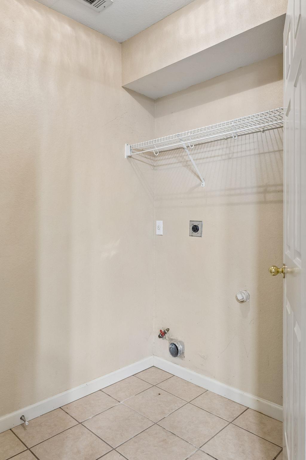 1519 Miss Allisons Way Property Photo 12