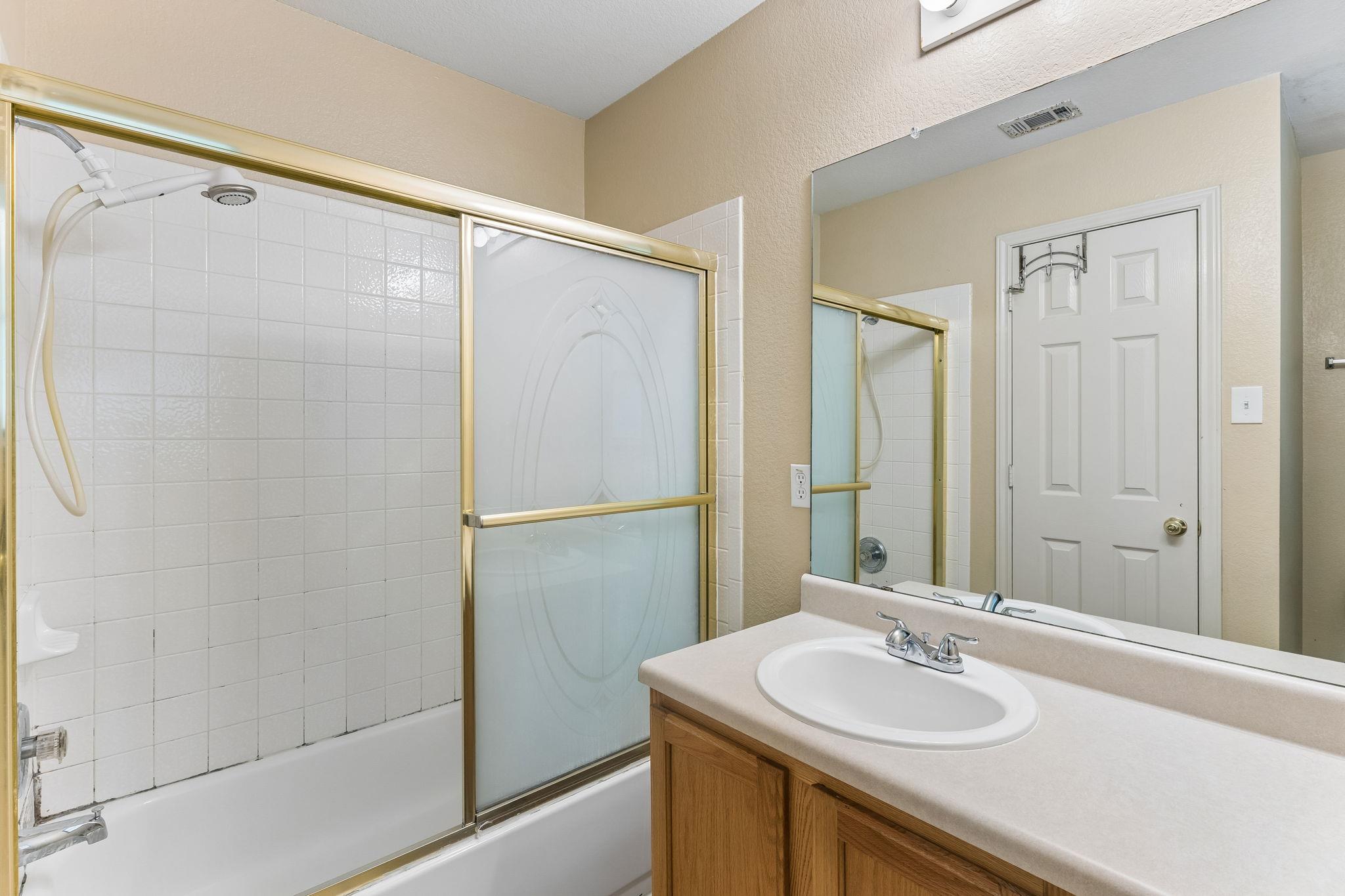 1519 Miss Allisons Way Property Photo 20