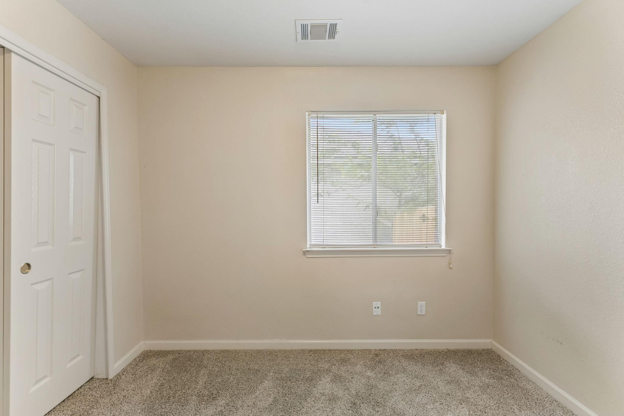 1519 Miss Allisons Way Property Photo 21