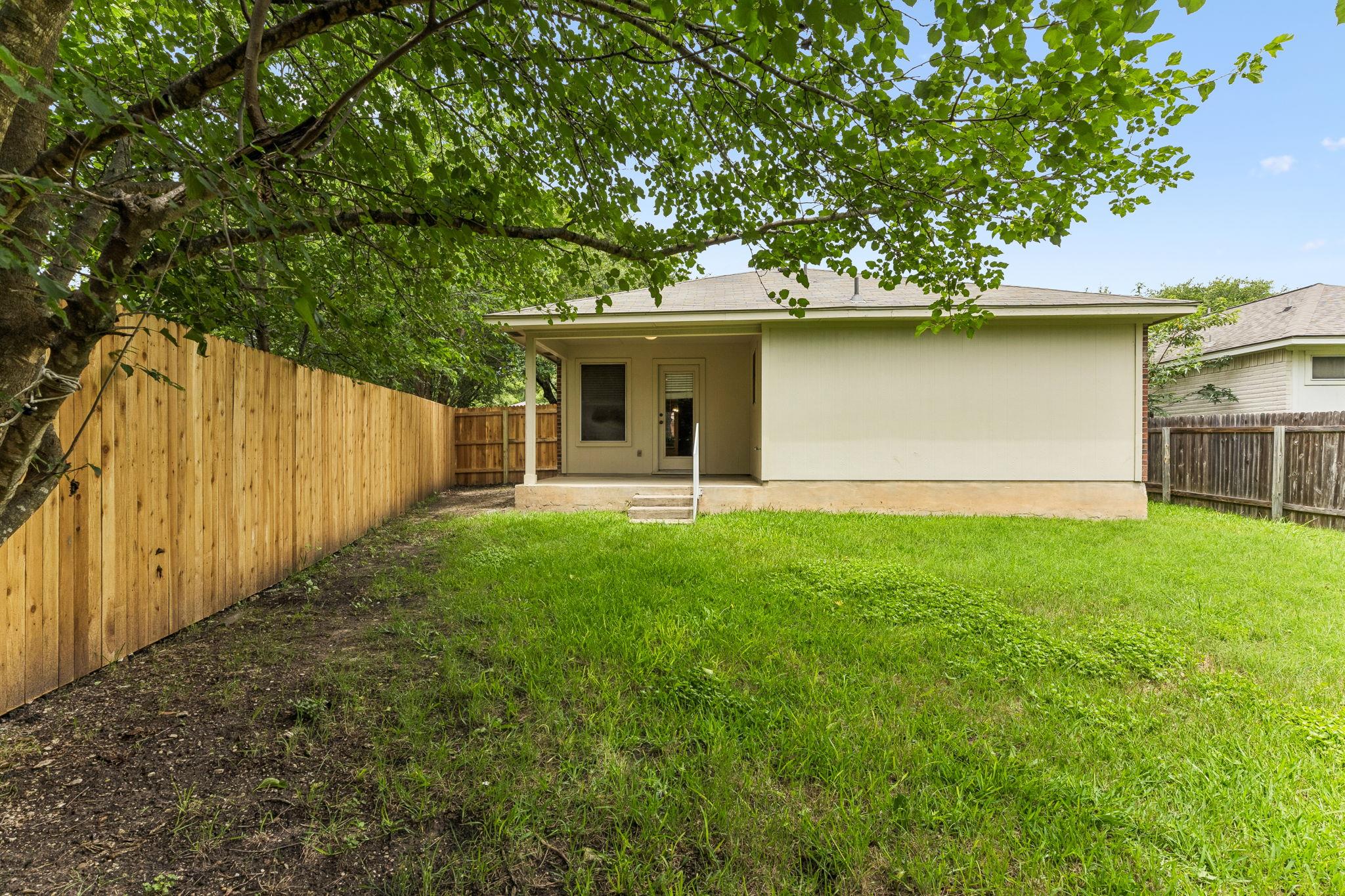1519 Miss Allisons Way Property Photo 28
