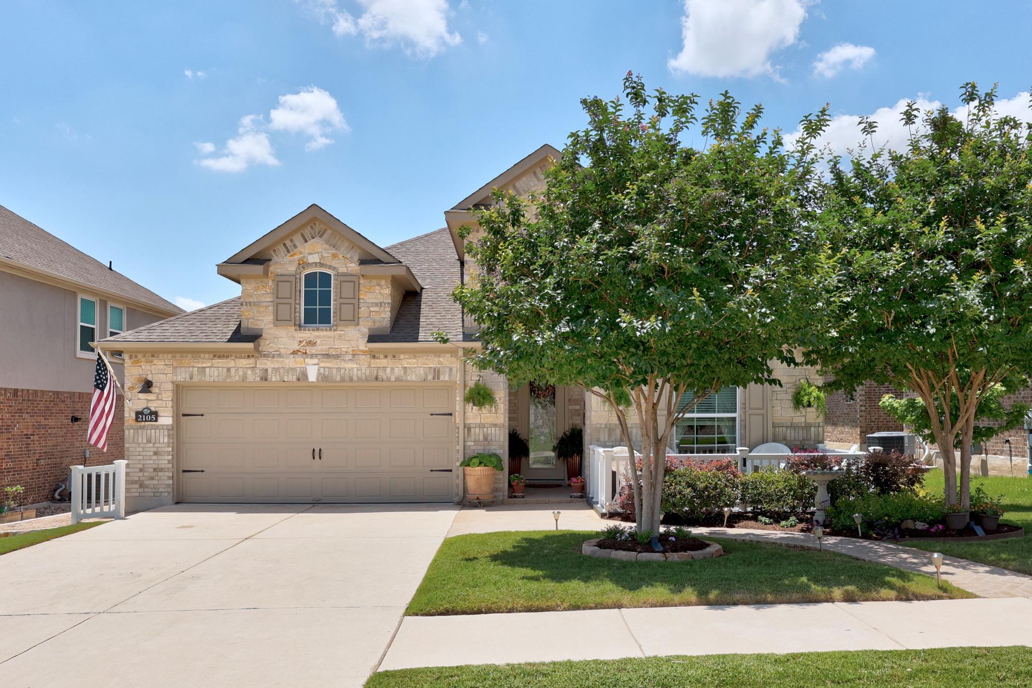 2105 Prairie Oaks Dr Property Photo 3