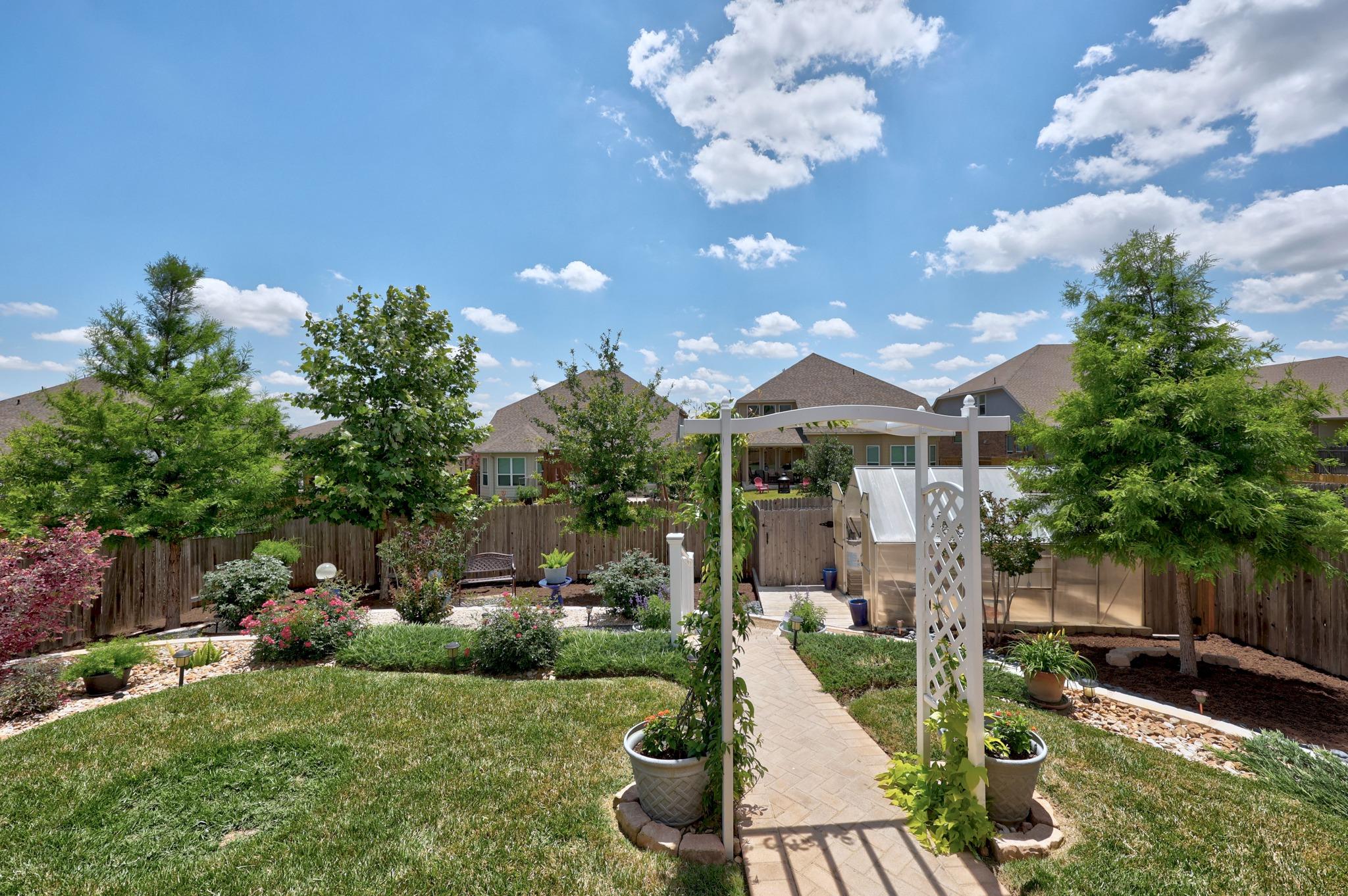 2105 Prairie Oaks Dr Property Photo 29