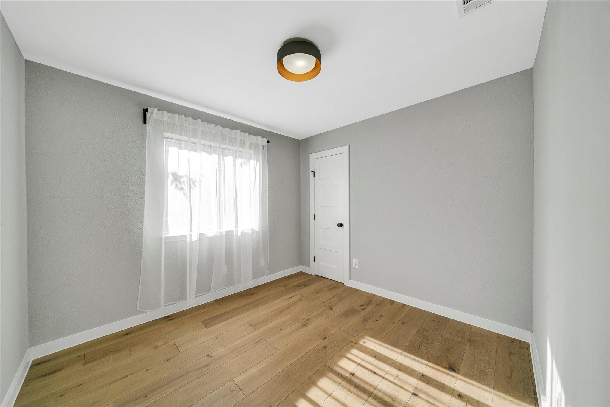 1411 Atterbury Ln Property Photo 7