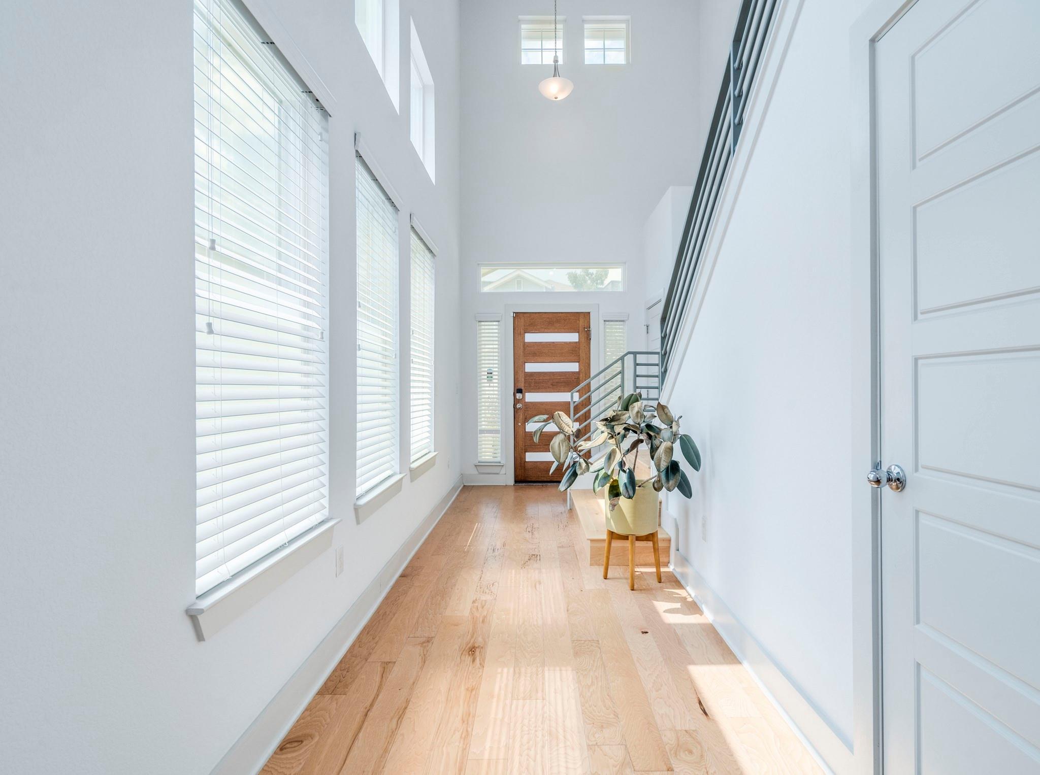 2309 Hermia St Property Photo 1