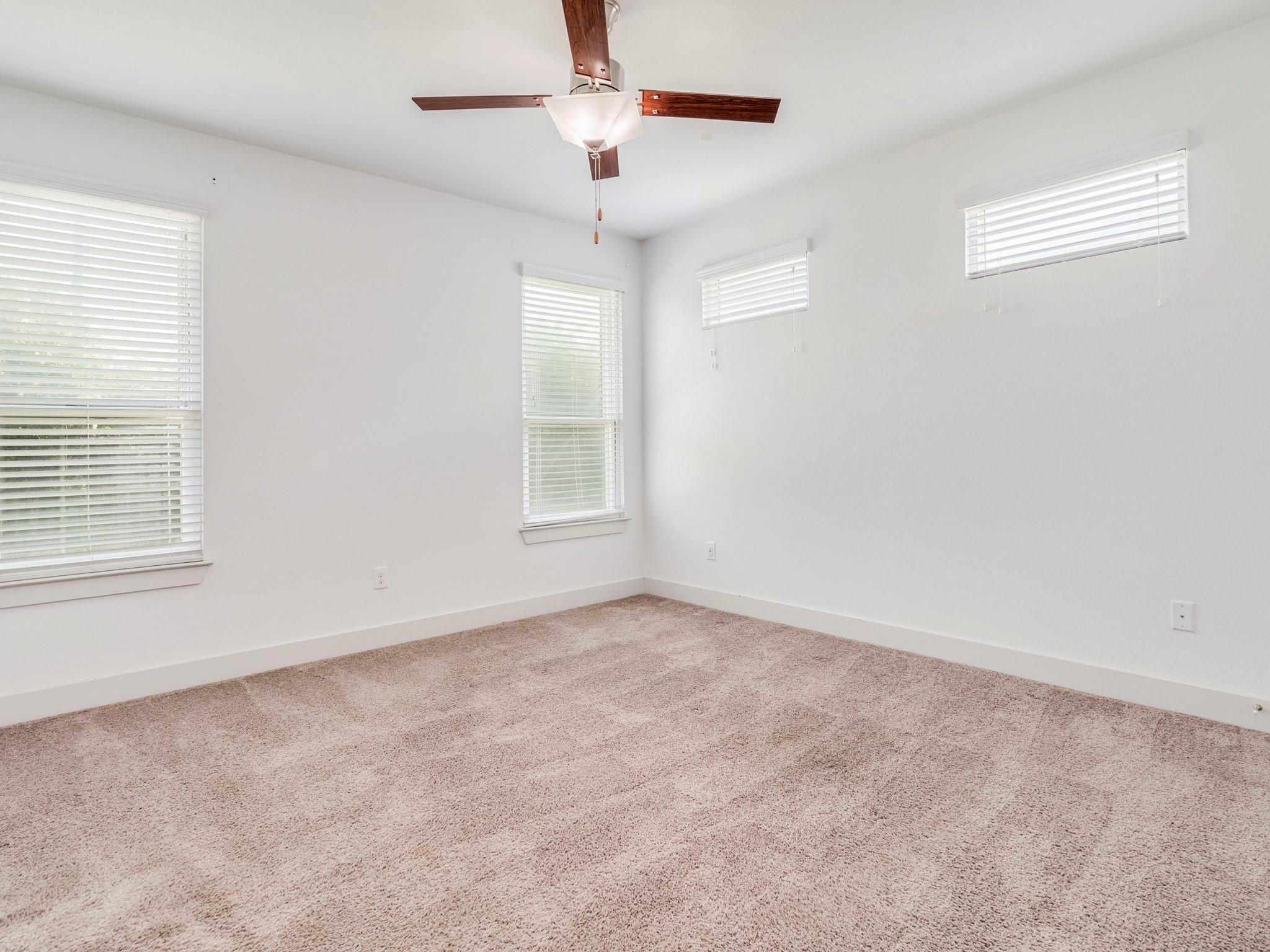 2309 Hermia St Property Photo 15