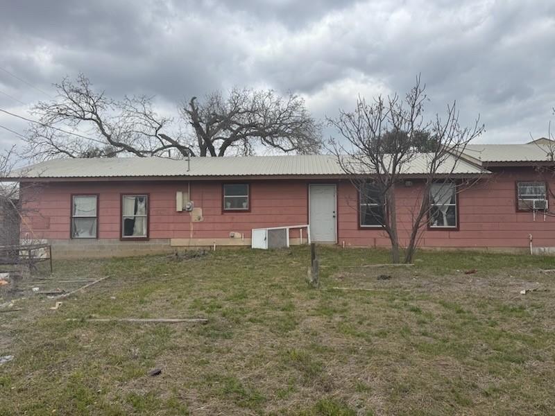 3240 Carlton Trl Property Photo