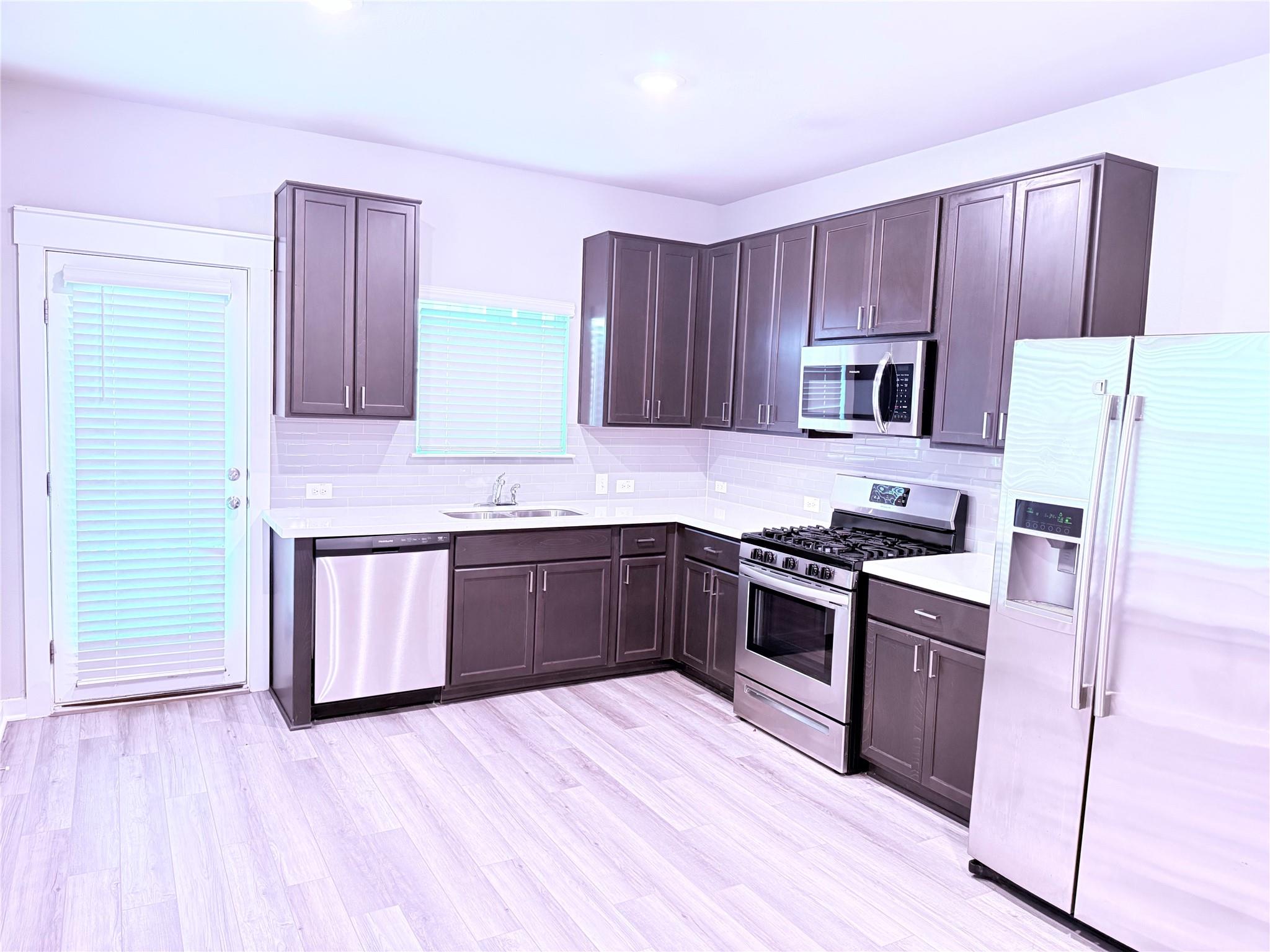 17101c Crane Fly Dr Property Photo 6