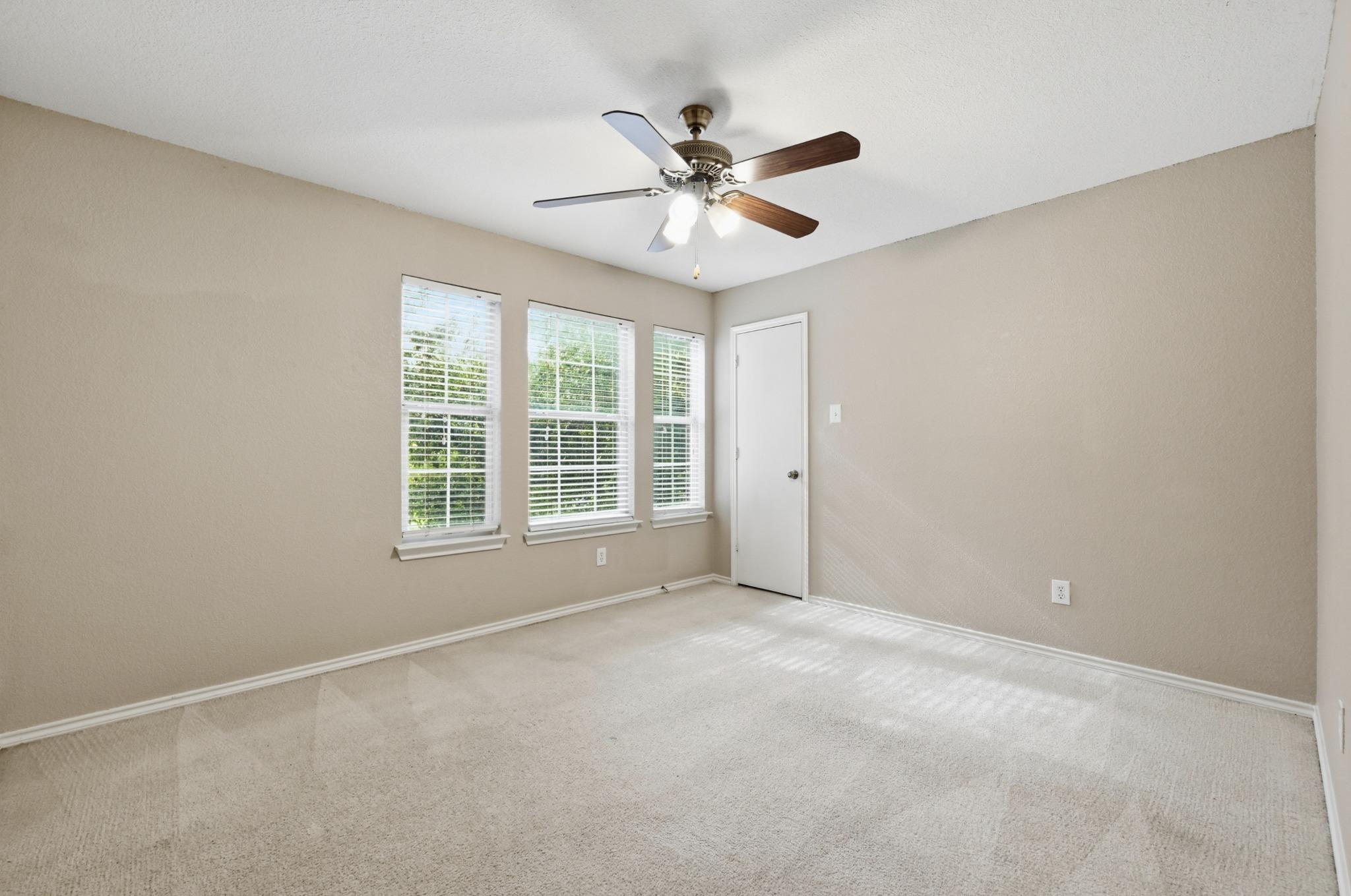 11140 Currin Ln Property Photo 29