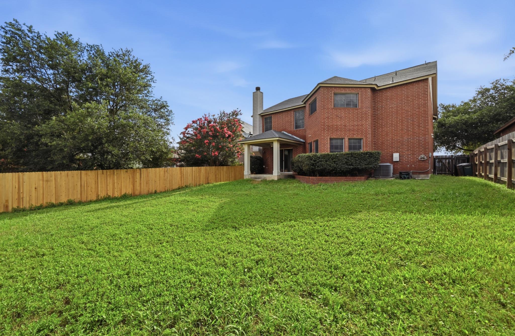 11140 Currin Ln Property Photo 36
