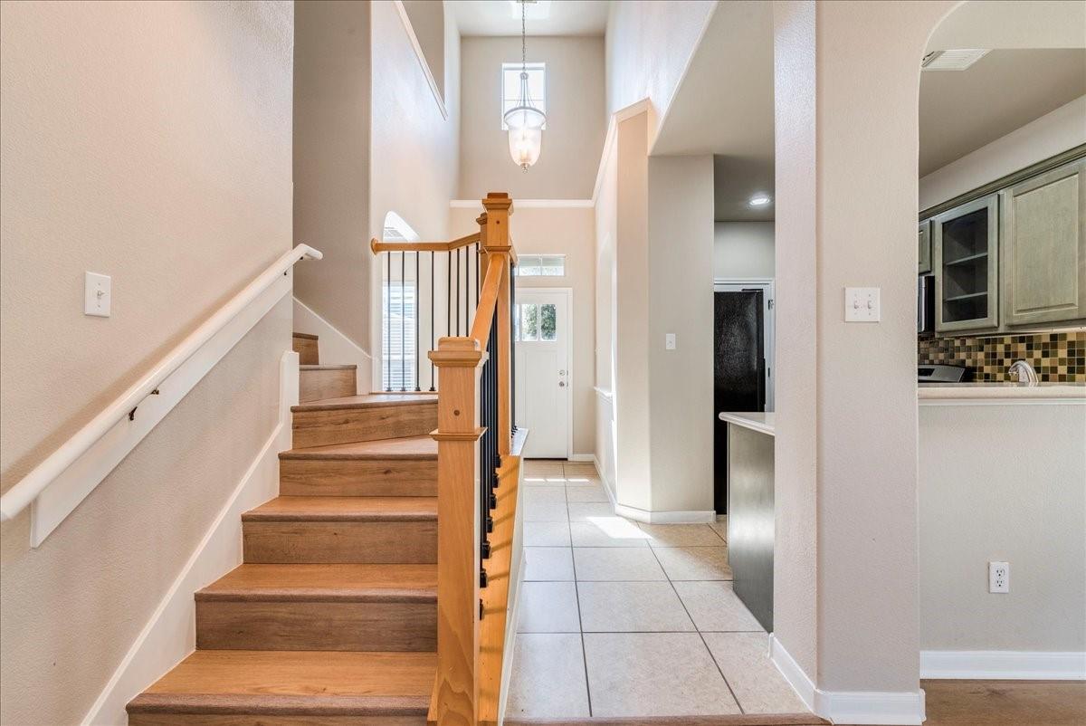 2924 Bond Dr #4c Property Photo 3