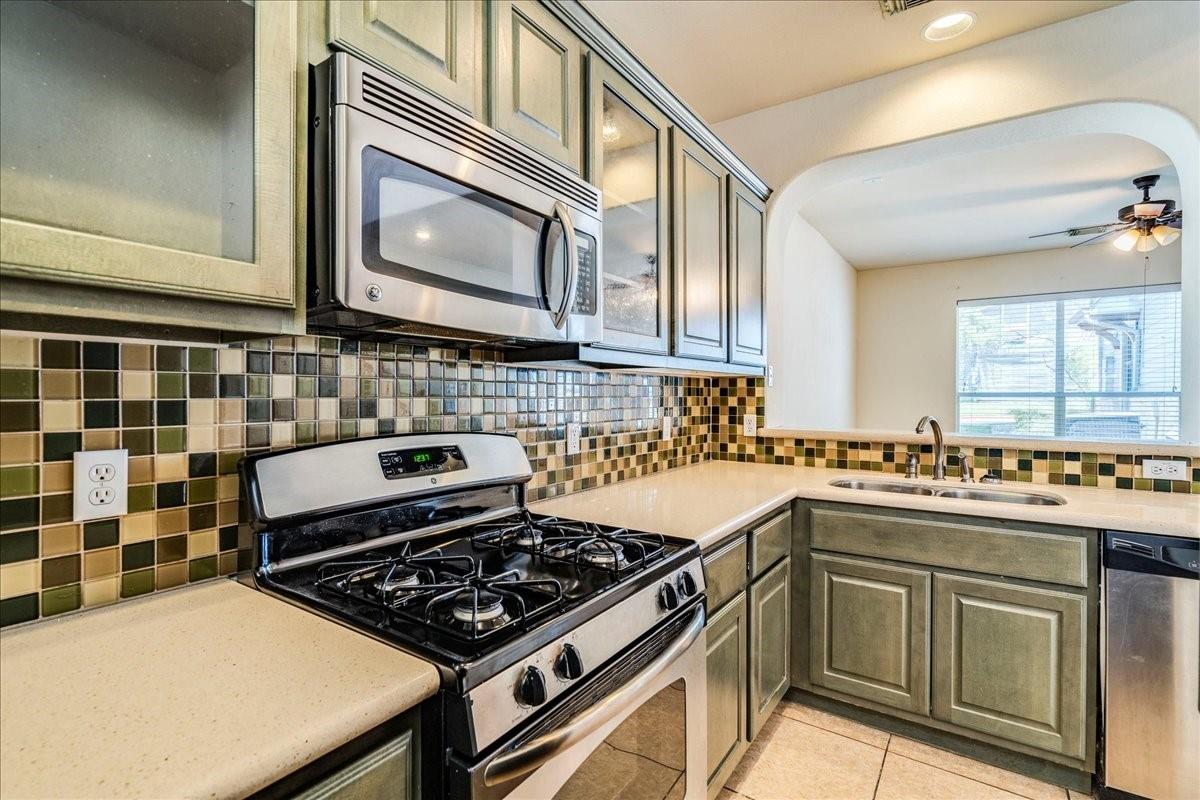 2924 Bond Dr #4c Property Photo 4