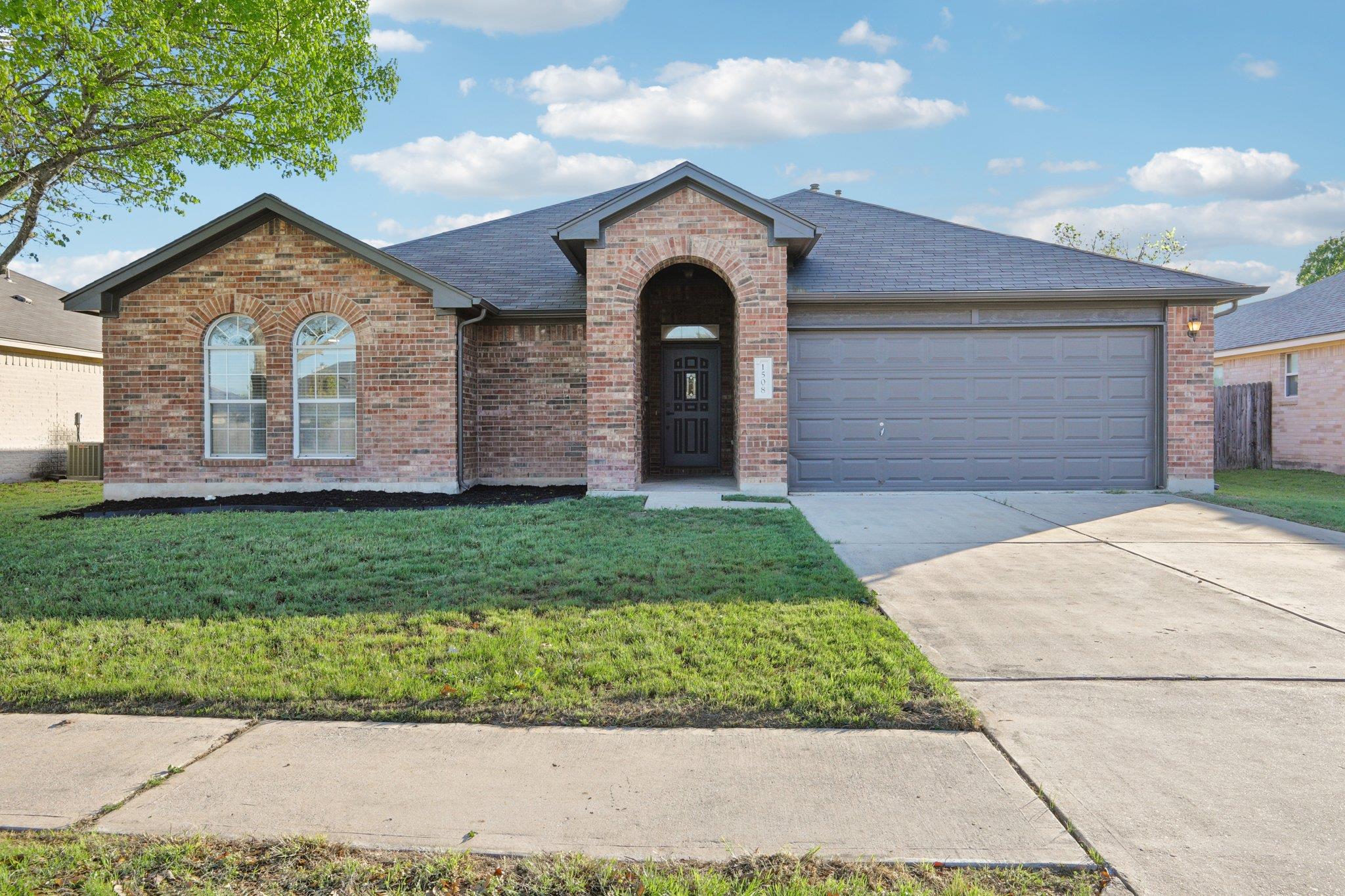 1508 Cora Marie Dr Property Photo 1