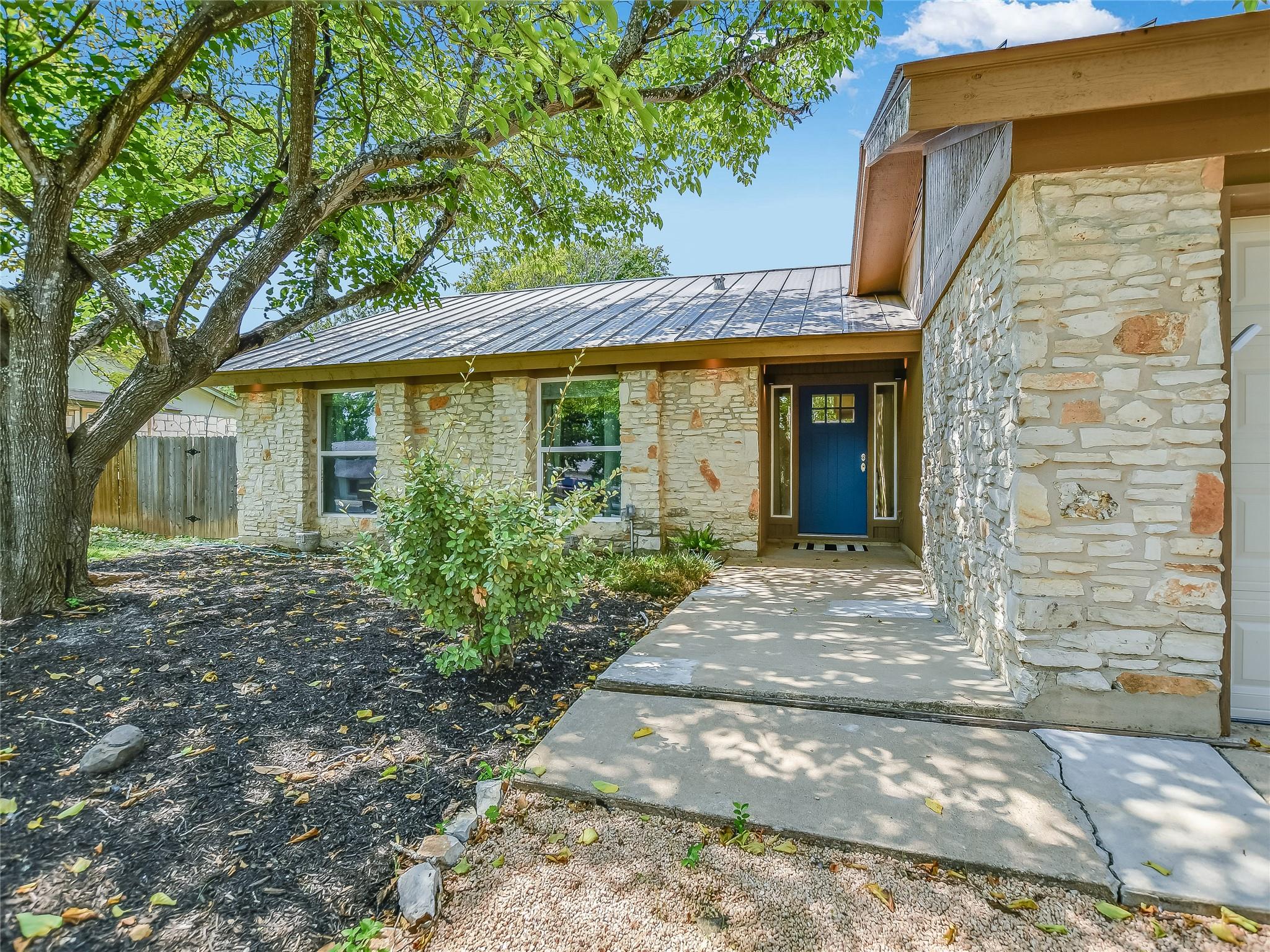 7310 Inspiration Dr Property Photo 3