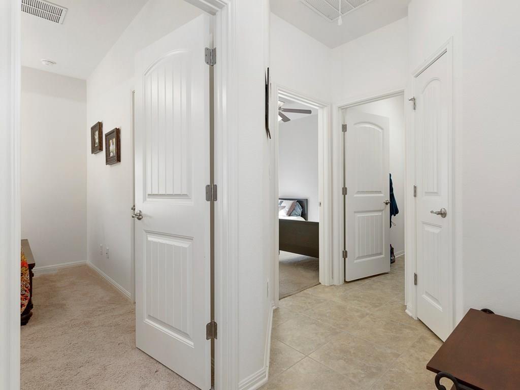 5021 Pearl Crescent Ln Property Photo 14