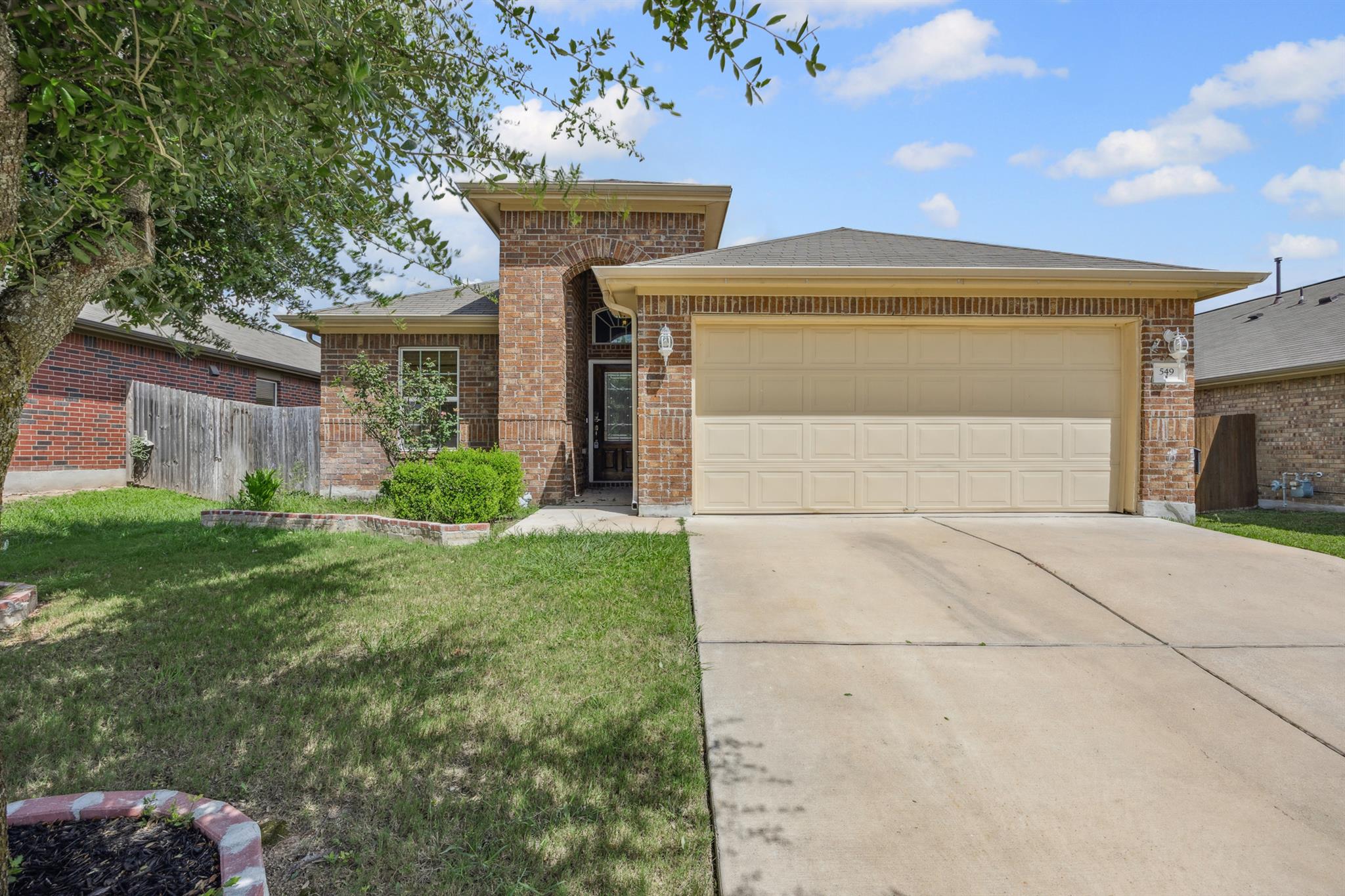 549 Pond View Pass Property Photo 1