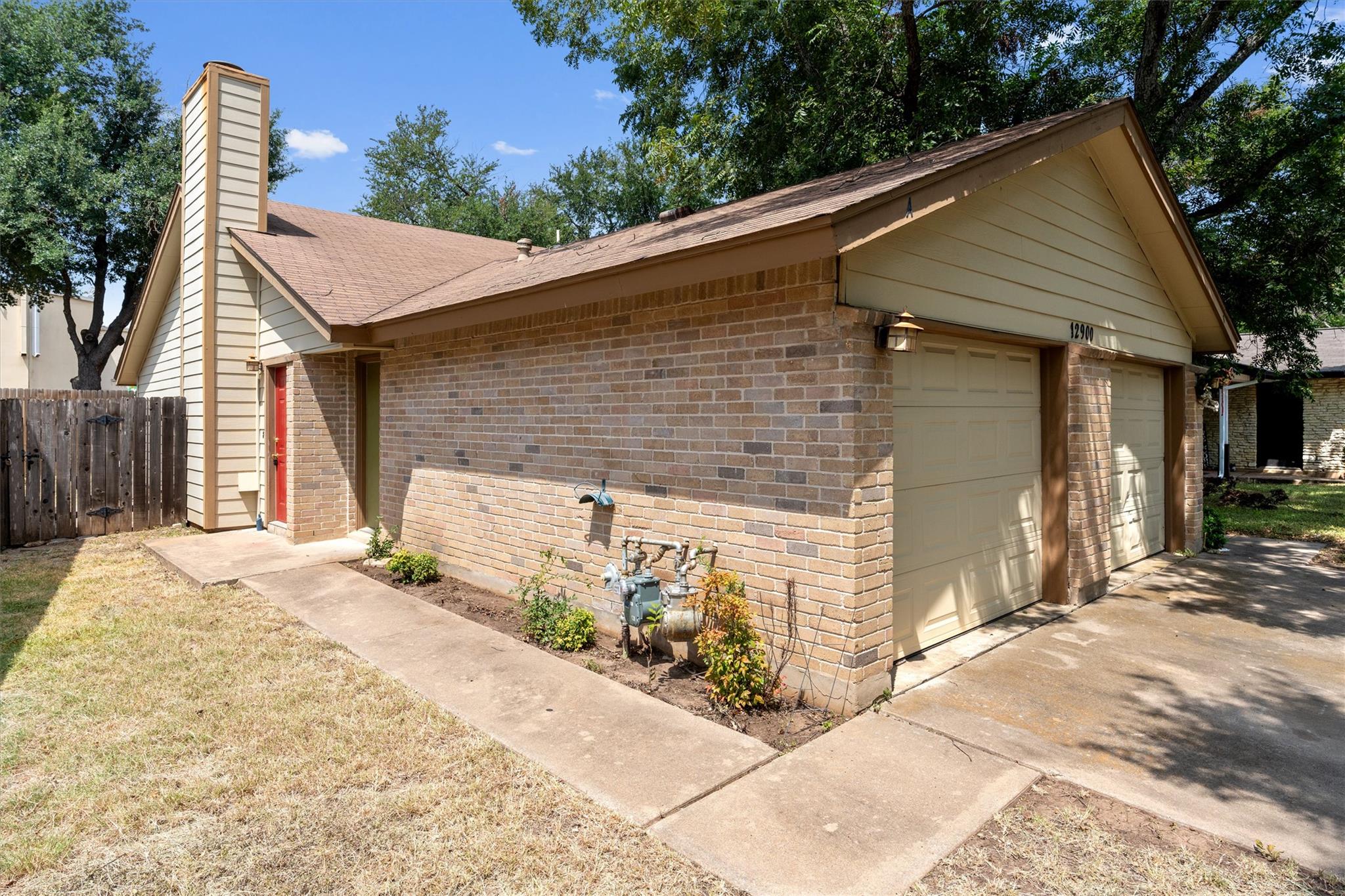 12900 Hymeadow Dr #a Property Photo 2