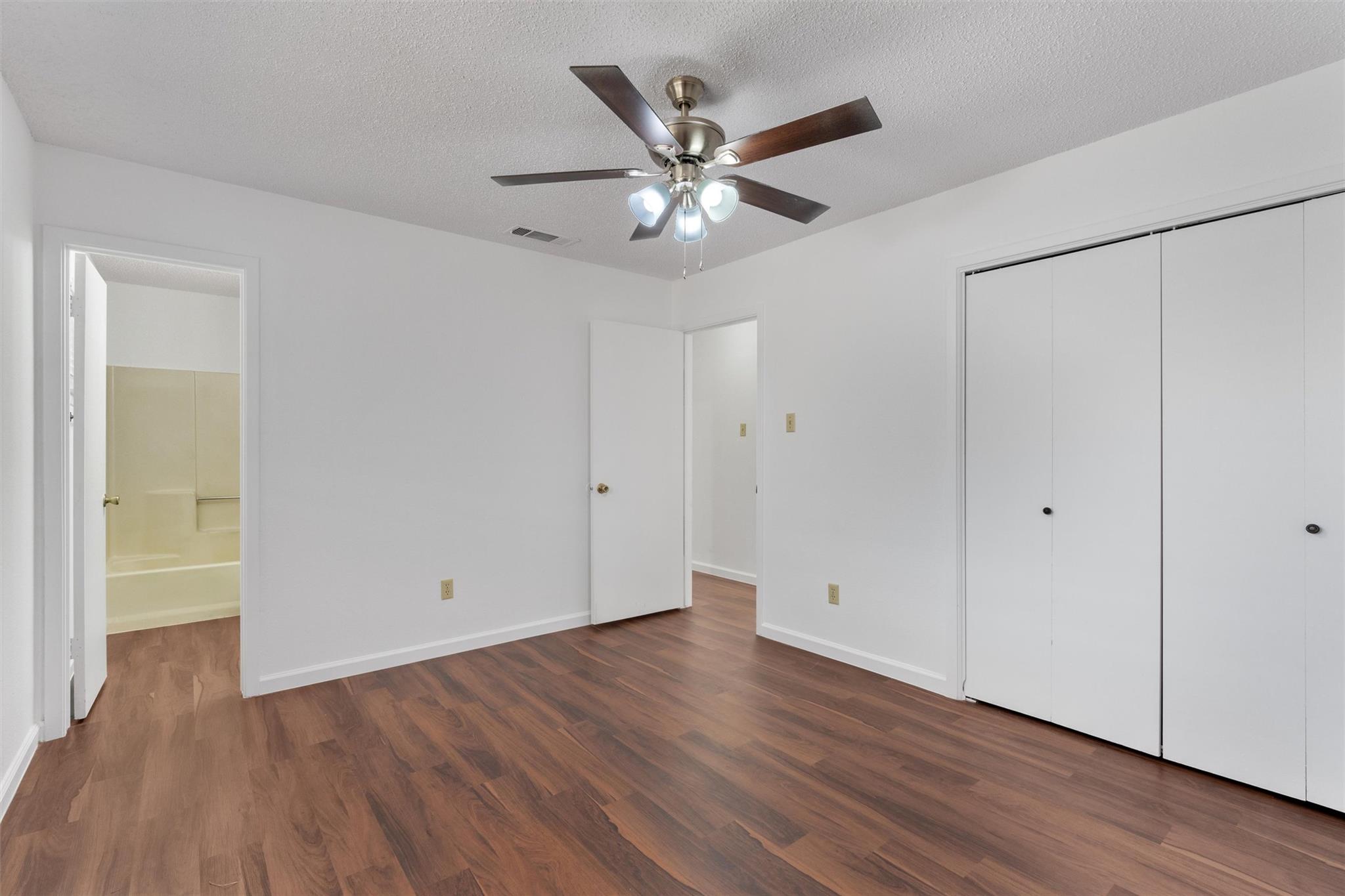 12900 Hymeadow Dr #a Property Photo 11