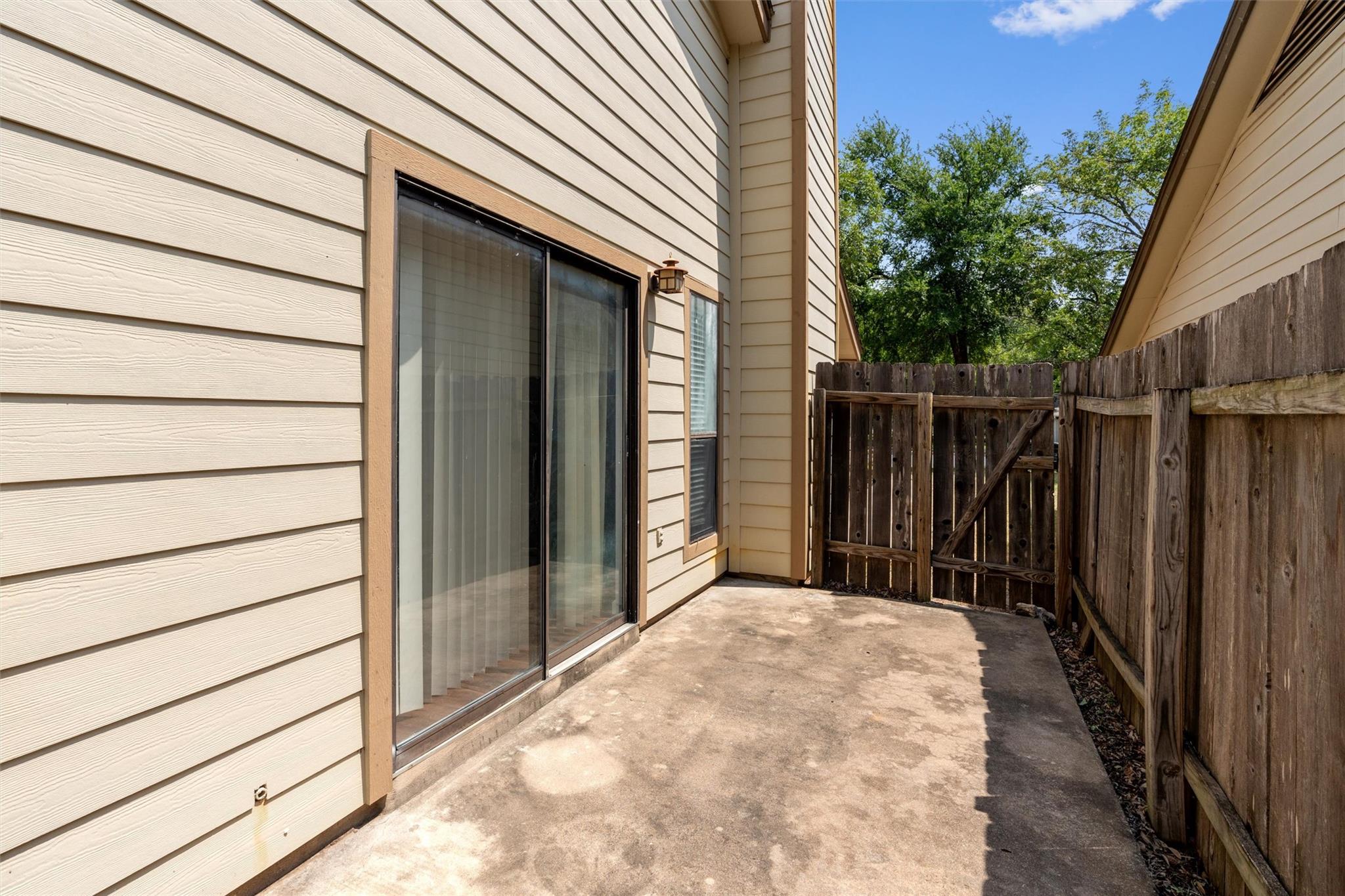 12900 Hymeadow Dr #a Property Photo 19