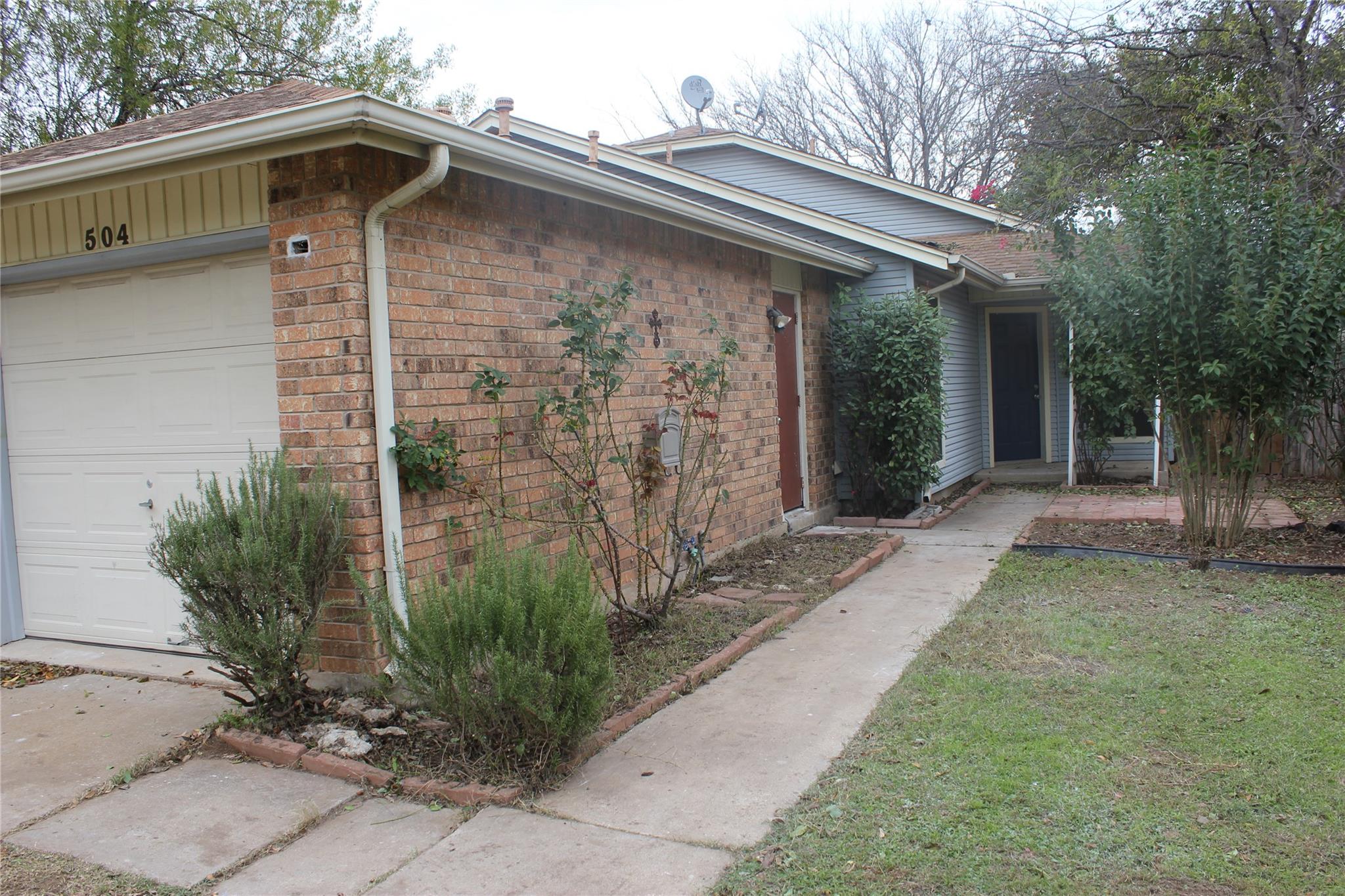 504 Sierra Cv #504 Property Photo 1