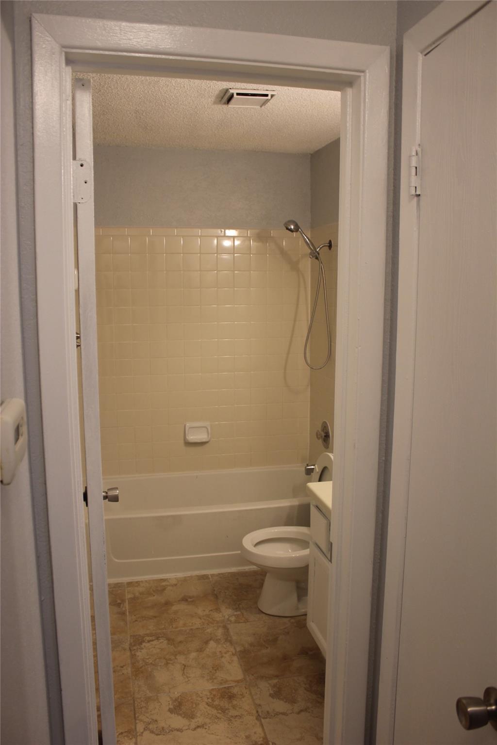 504 Sierra Cv #504 Property Photo 10