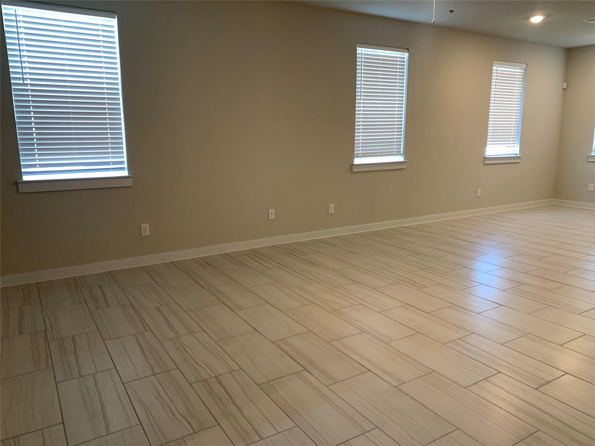 2913 Sage Ranch Dr Property Photo 6