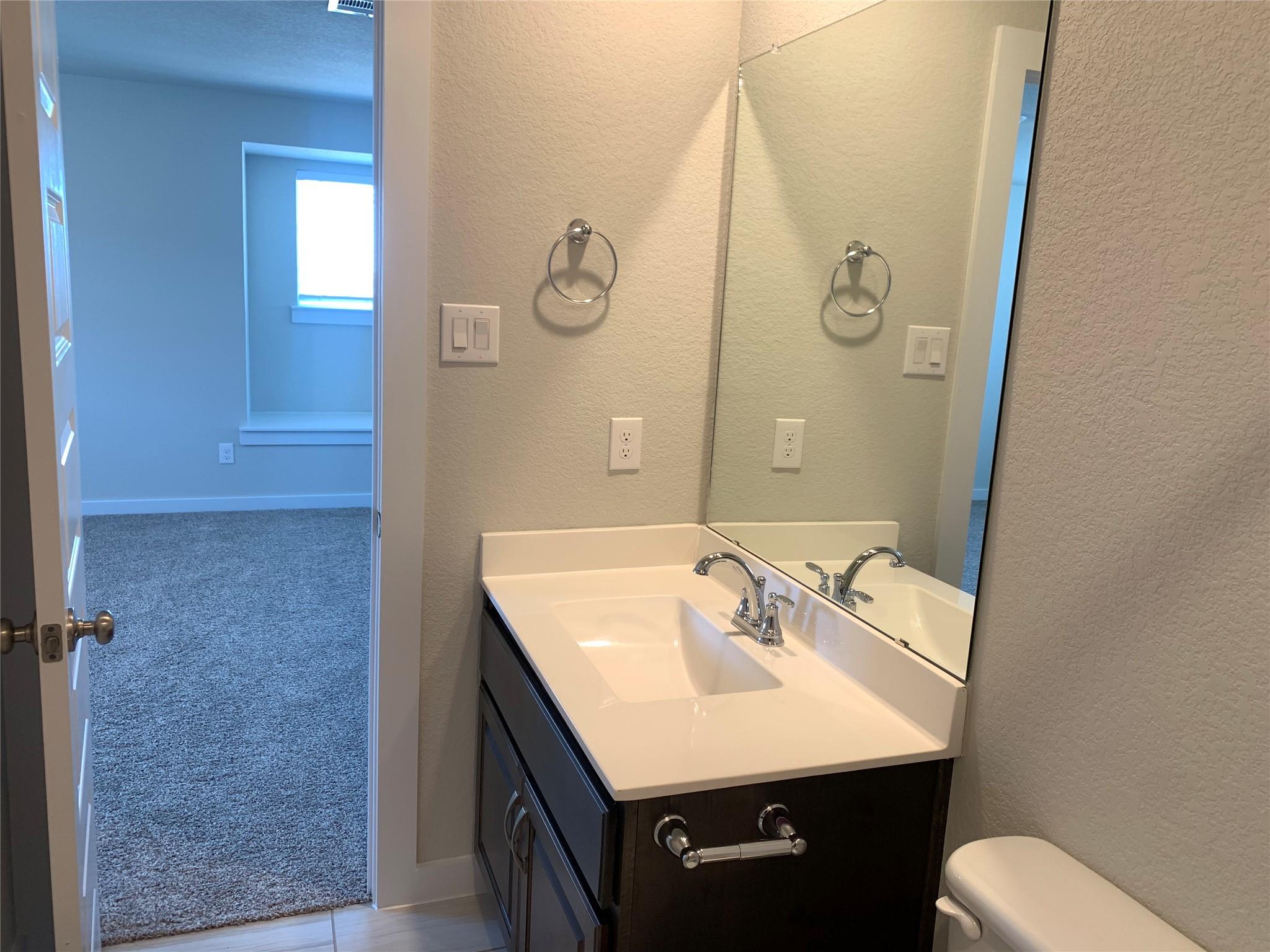 2913 Sage Ranch Dr Property Photo 15