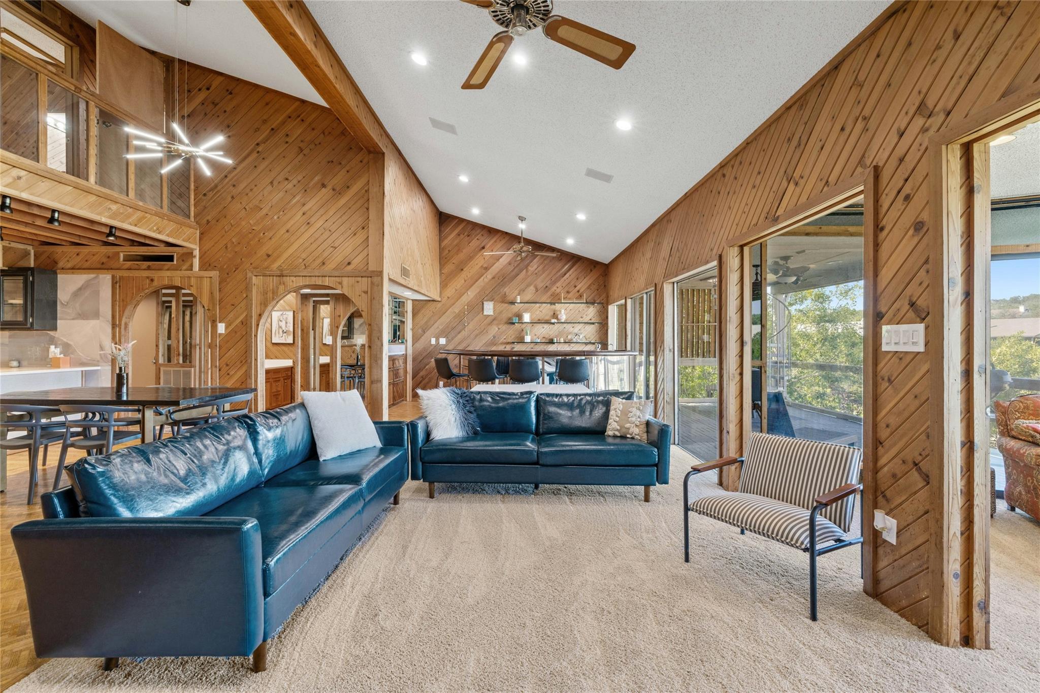 537 Venture Blvd S Property Photo 17