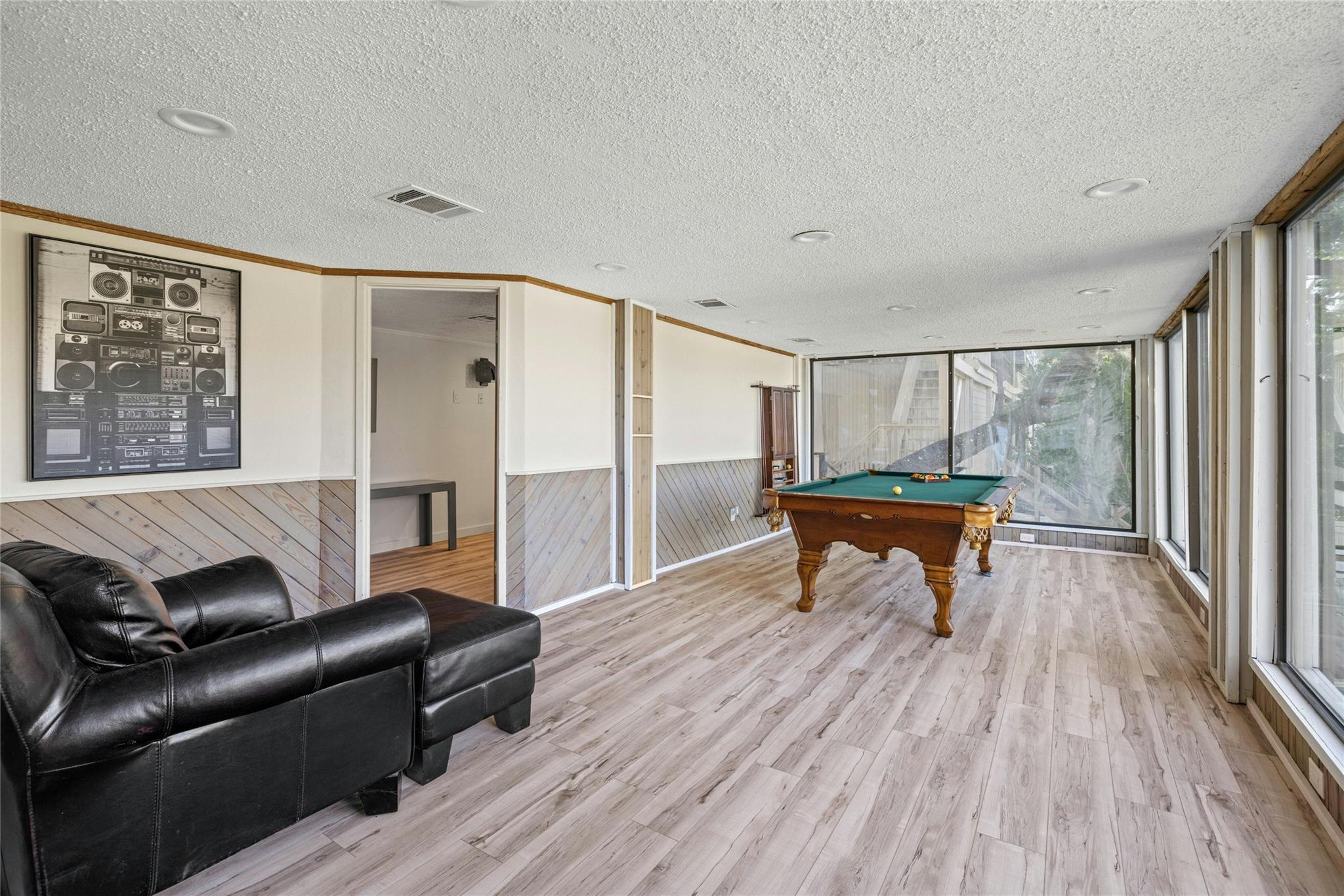 537 Venture Blvd S Property Photo 38