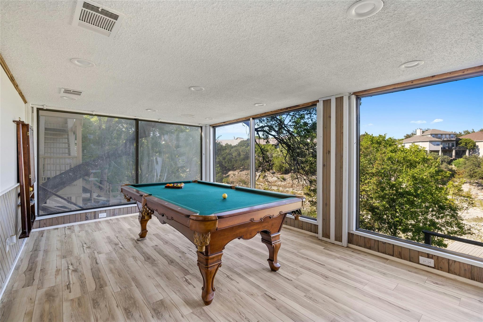 537 Venture Blvd S Property Photo 39