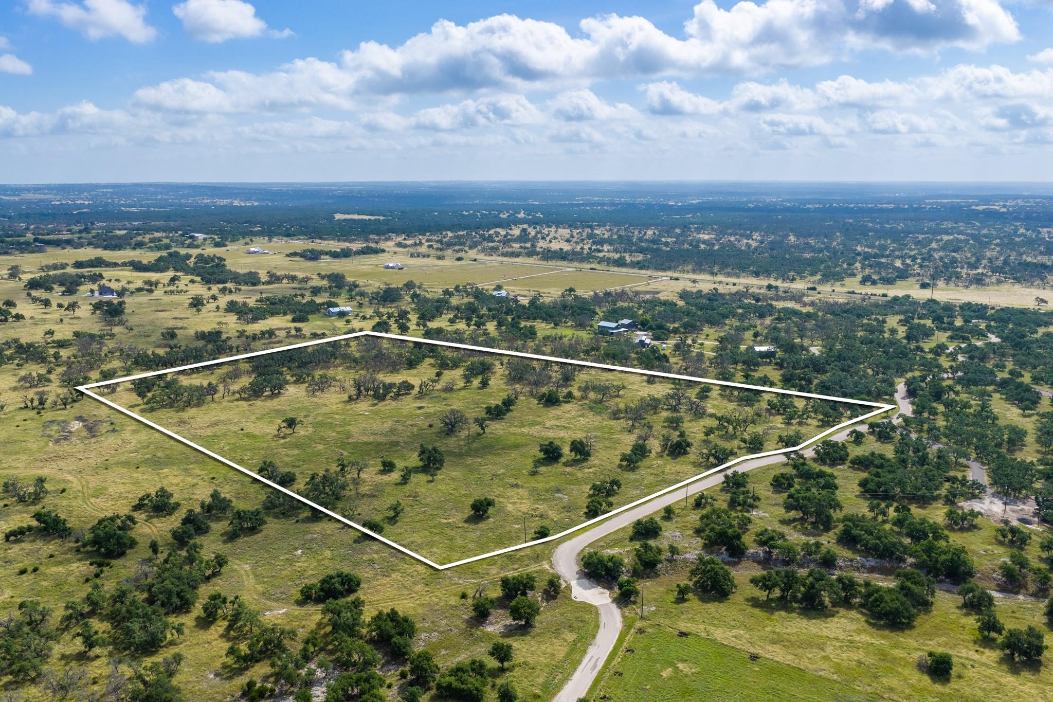 436 Stevens Ranch Rd Property Photo 3