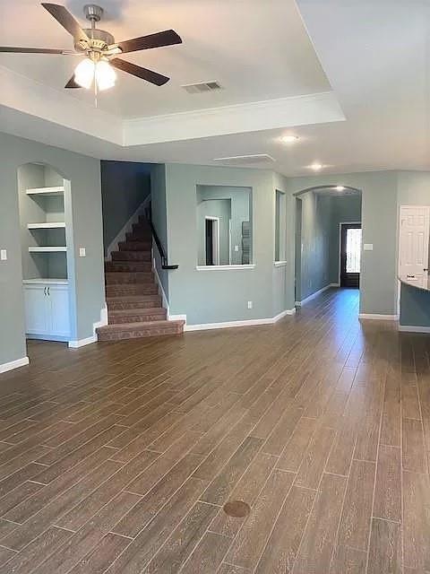 2112 Edson Ct Property Photo 4