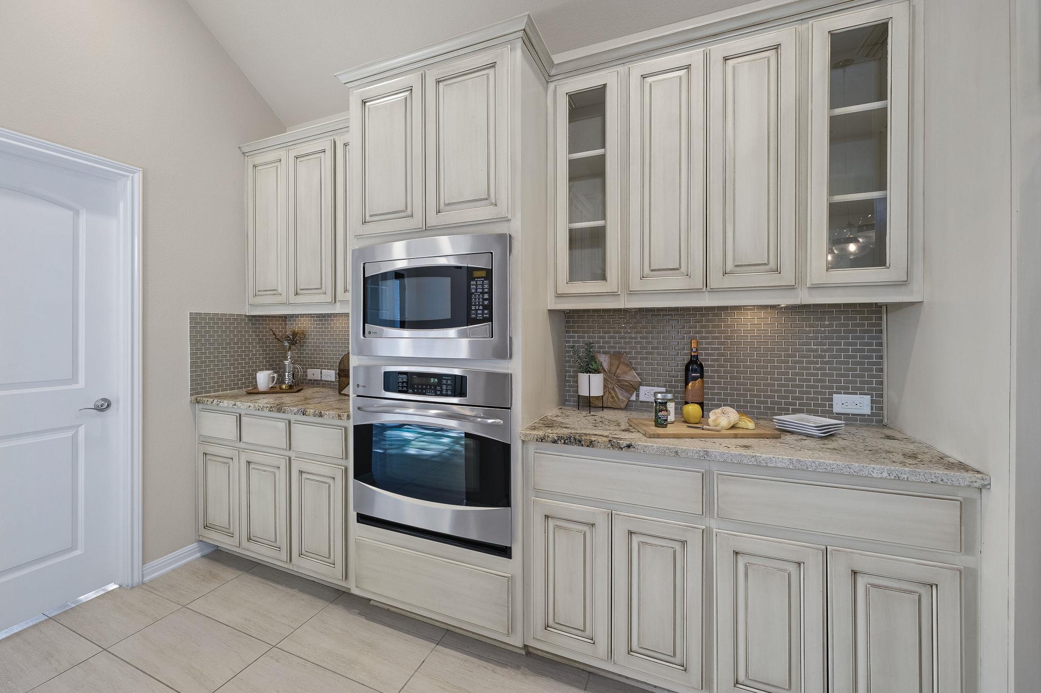 14320 Senia Bnd Property Photo 10