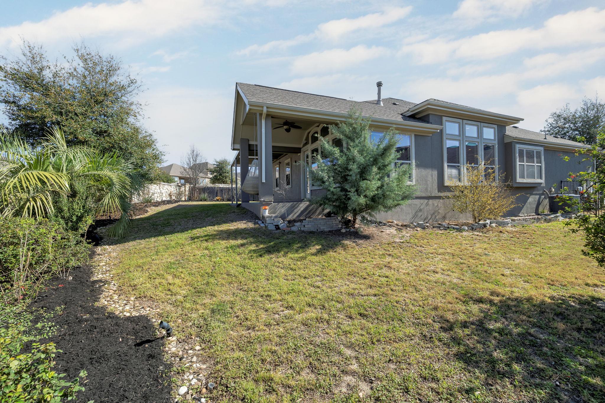 14320 Senia Bnd Property Photo 37