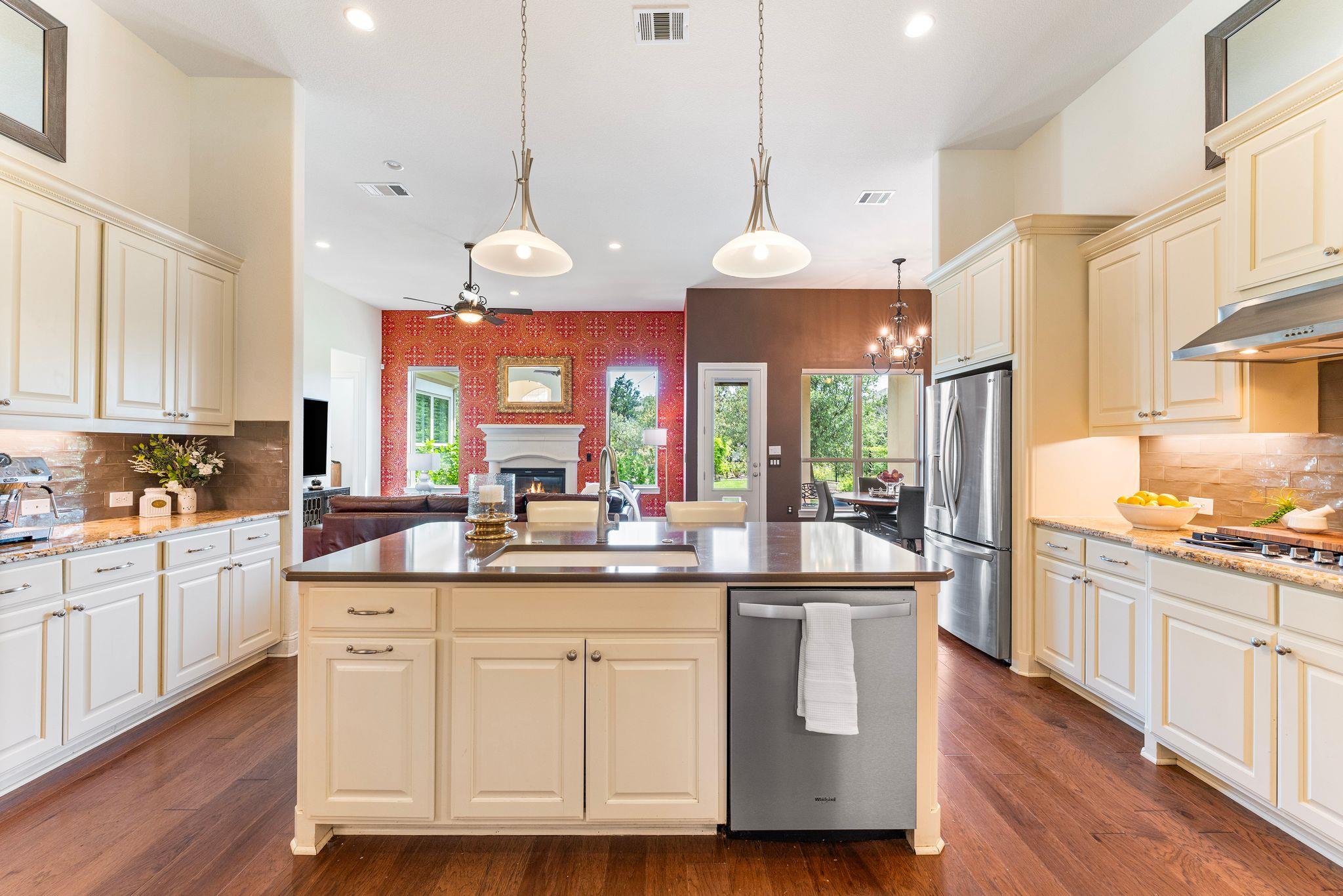 1821 Gilded Crest Dr Property Photo 6