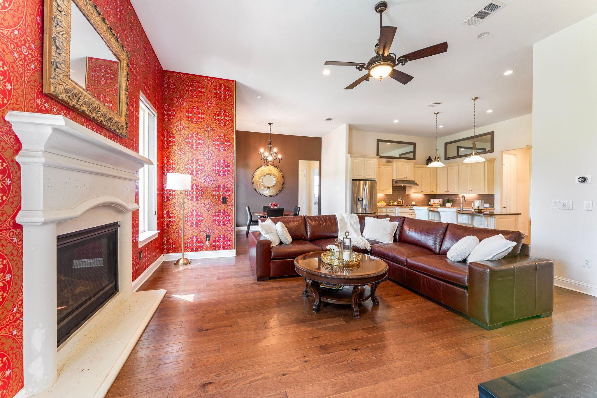 1821 Gilded Crest Dr Property Photo 8