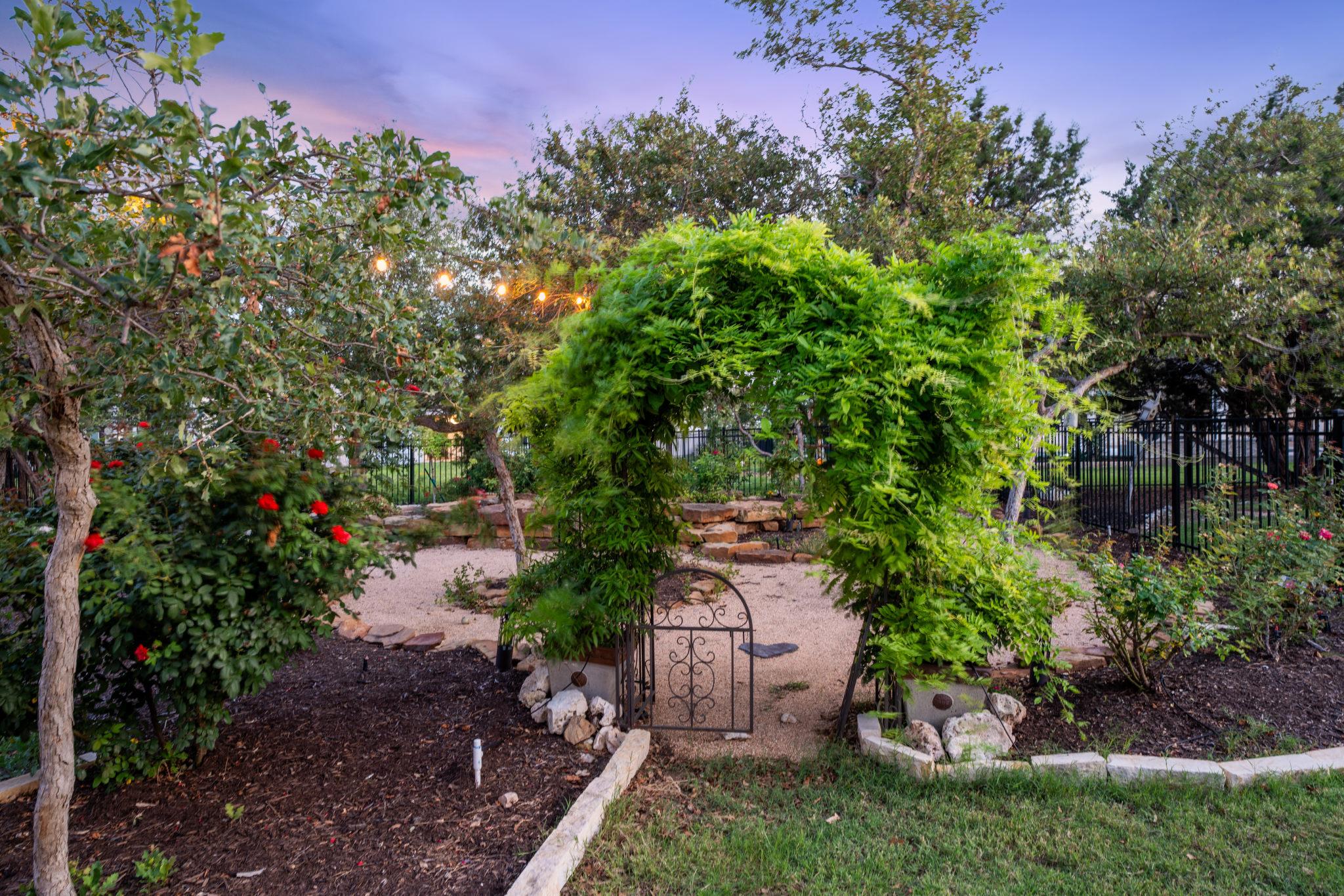 1821 Gilded Crest Dr Property Photo 31